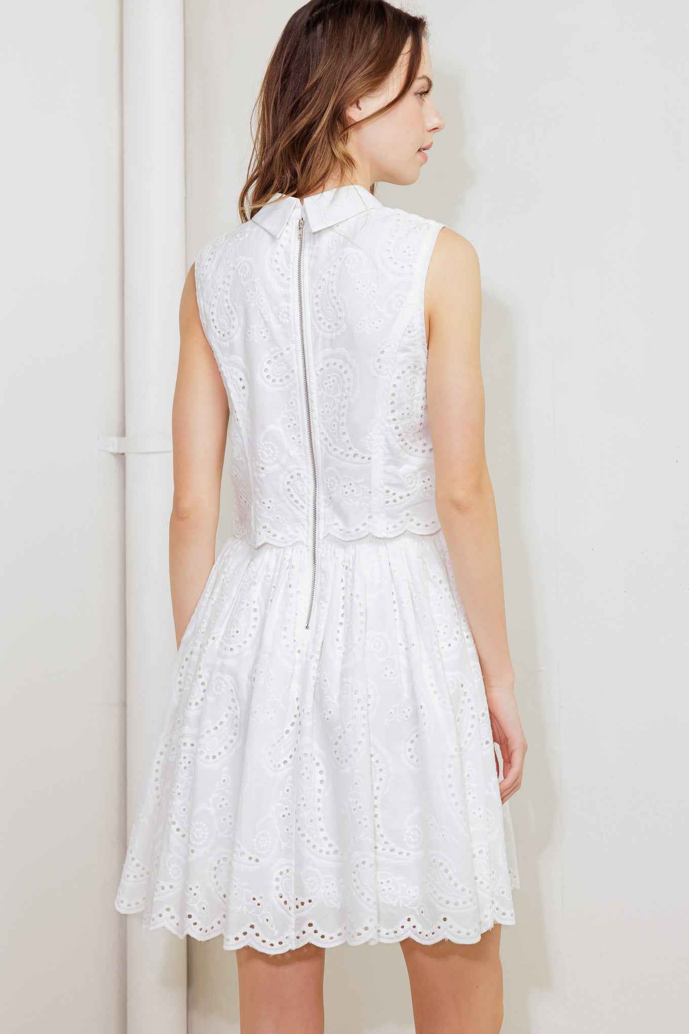 LEAF KISS WHITE WOVEN EYELET MINI DRESS