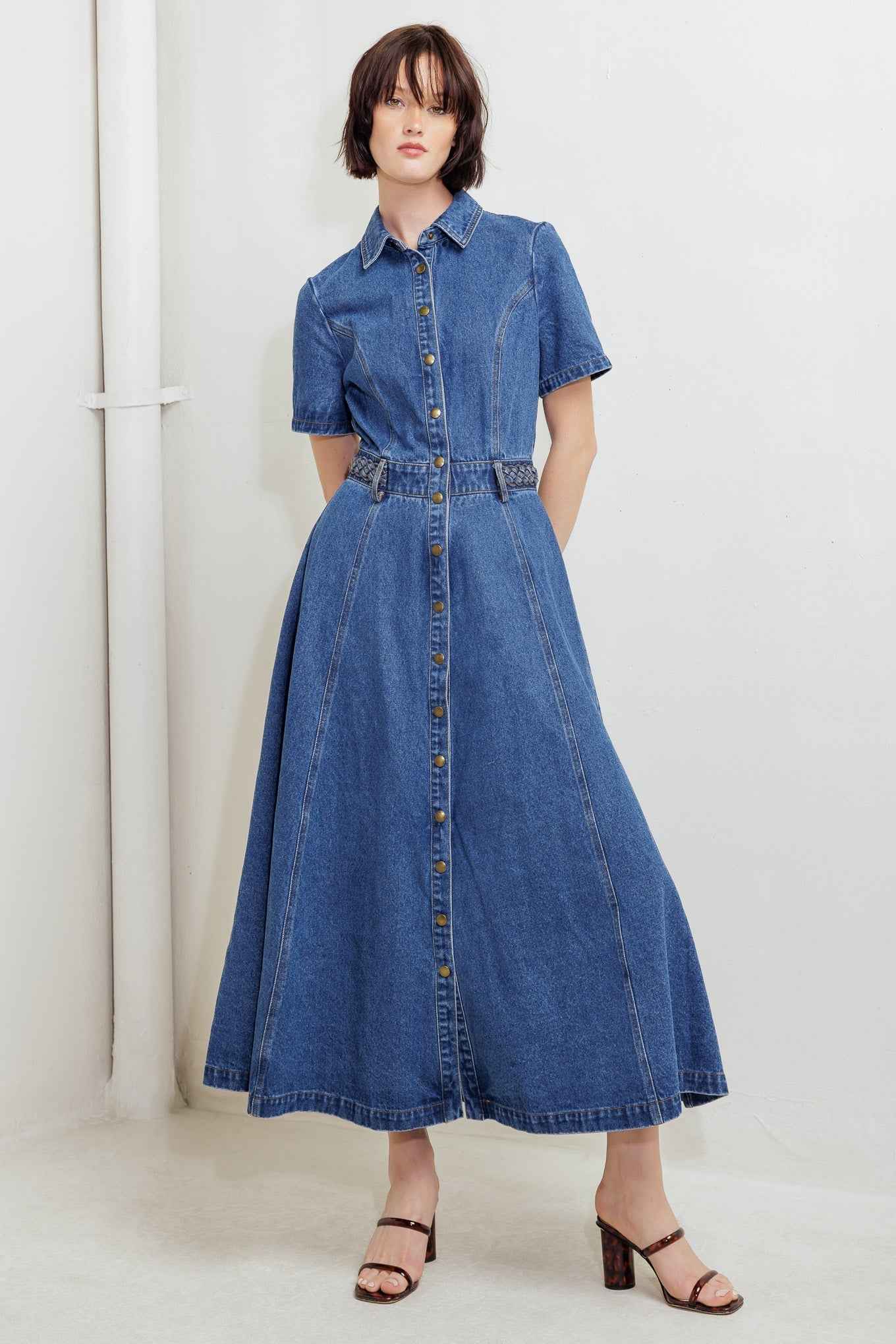 HIDDEN SMILE DENIM MIDI RESS