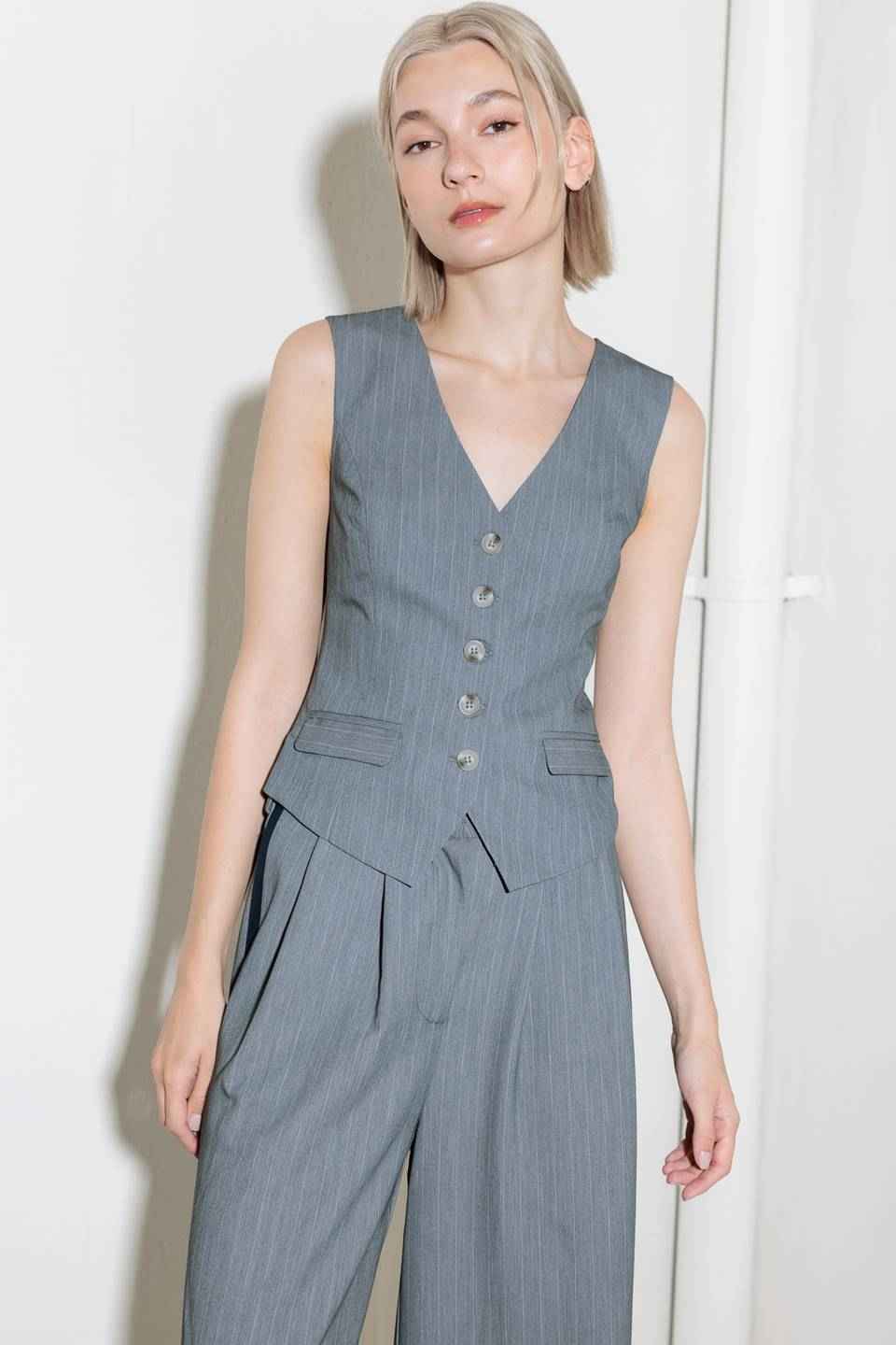 SMILE BRIGHT IN GREY WOVEN VEST
