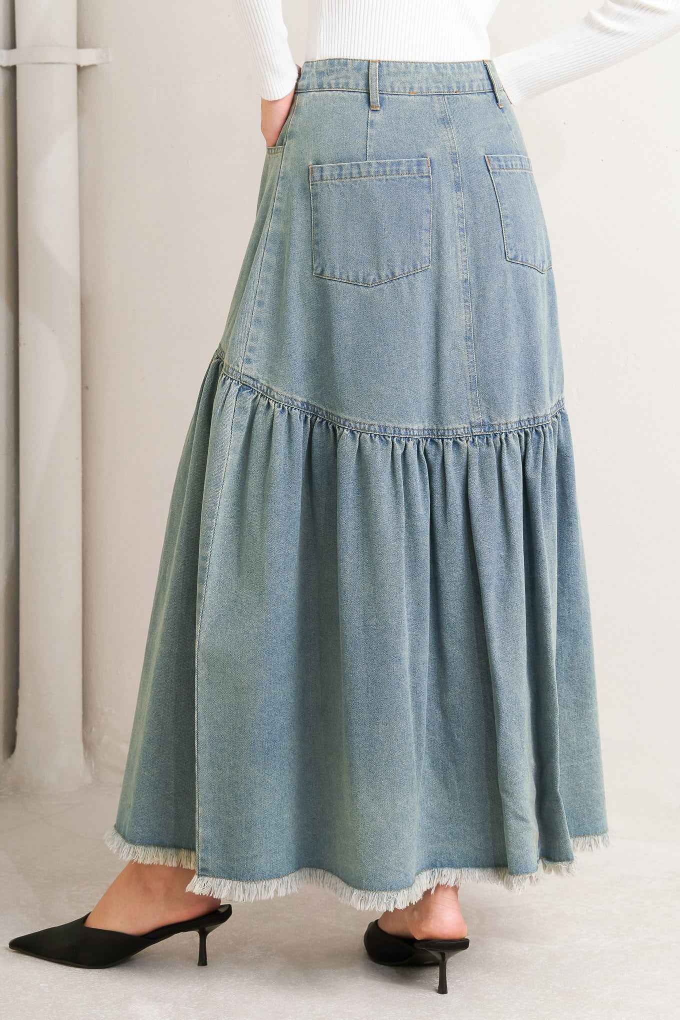INTRICATE CHARM DENIM MIDI SKIRT