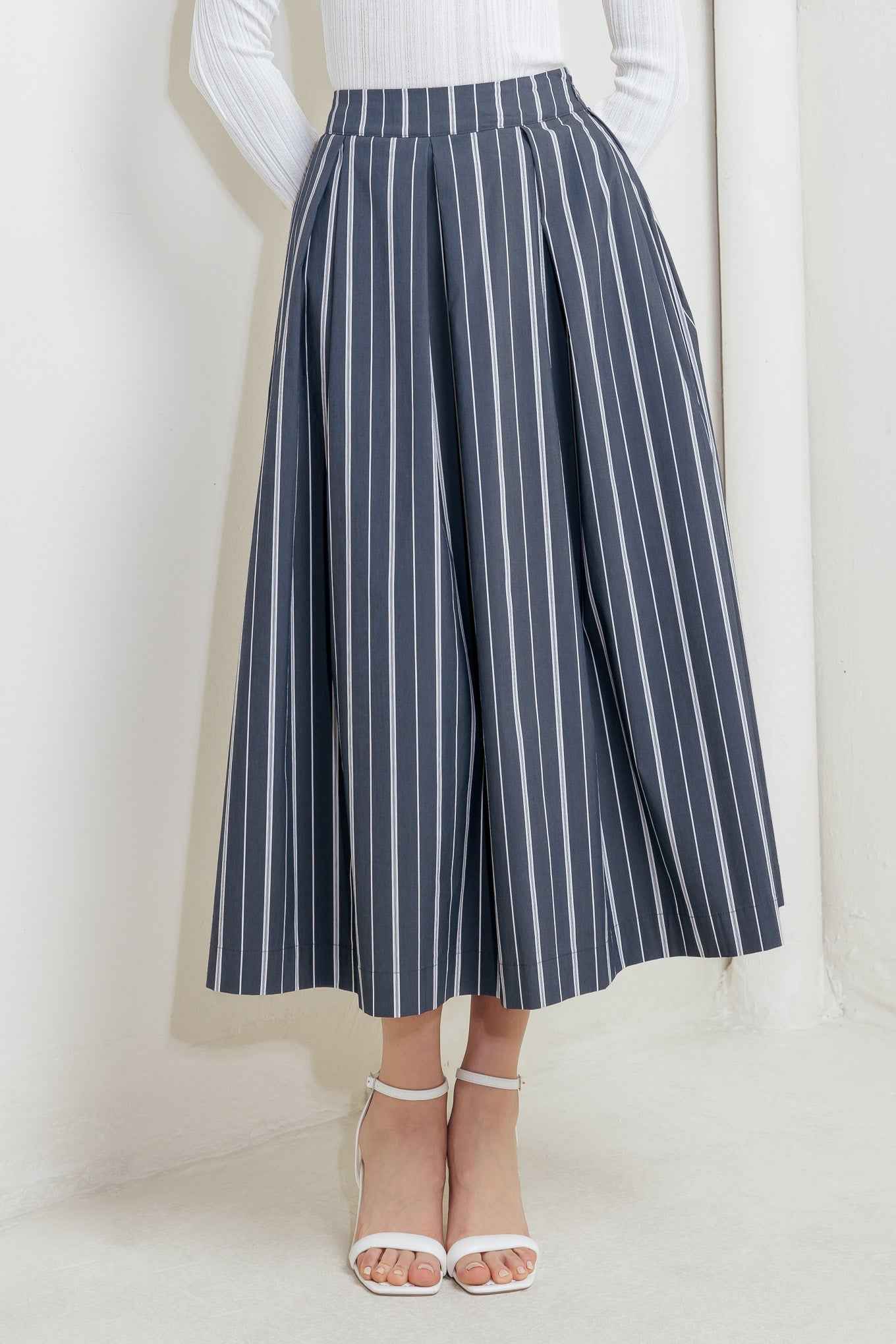 BEHIND THE GRIN WOVEN MIDI SKIRT