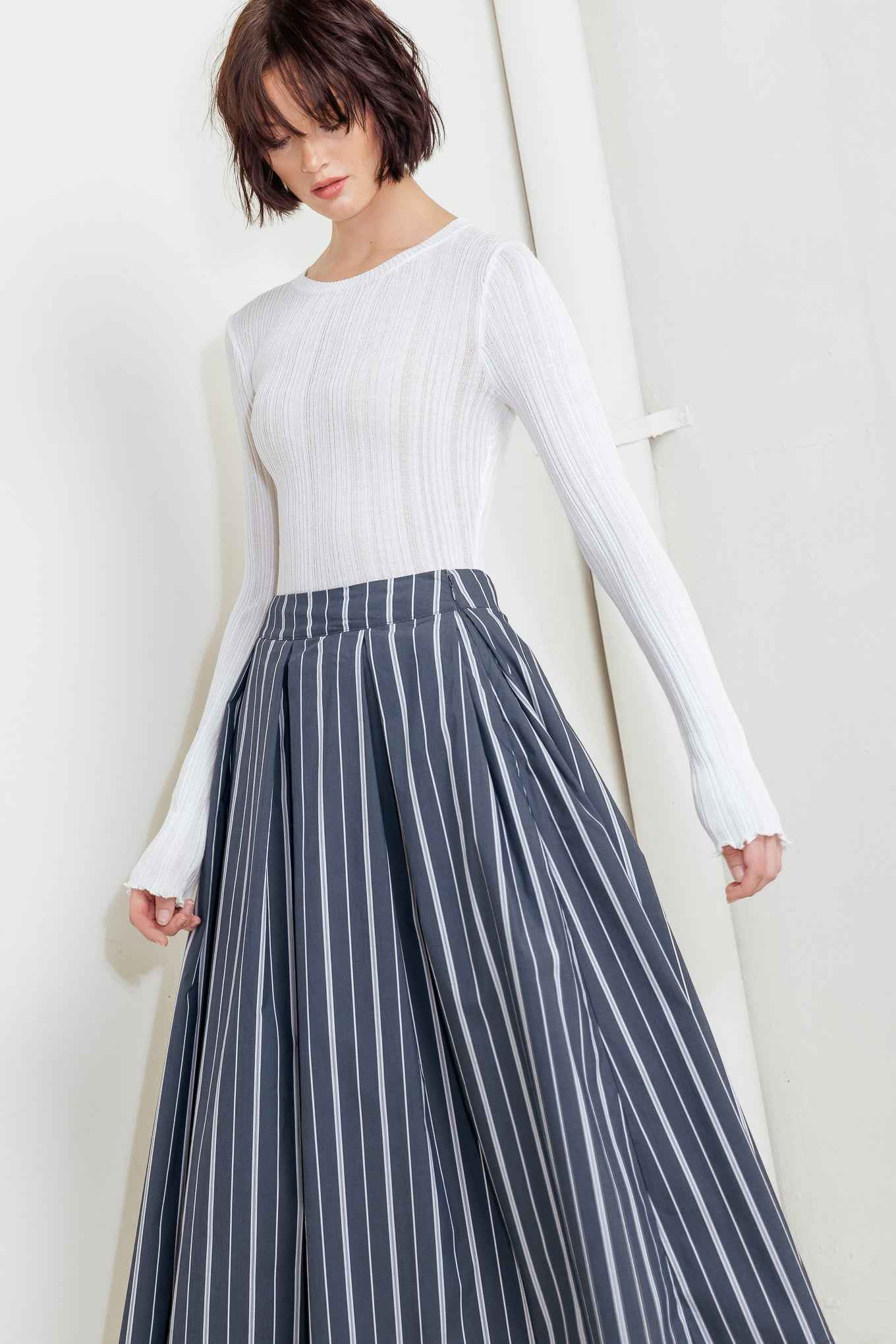 BEHIND THE GRIN WOVEN MIDI SKIRT