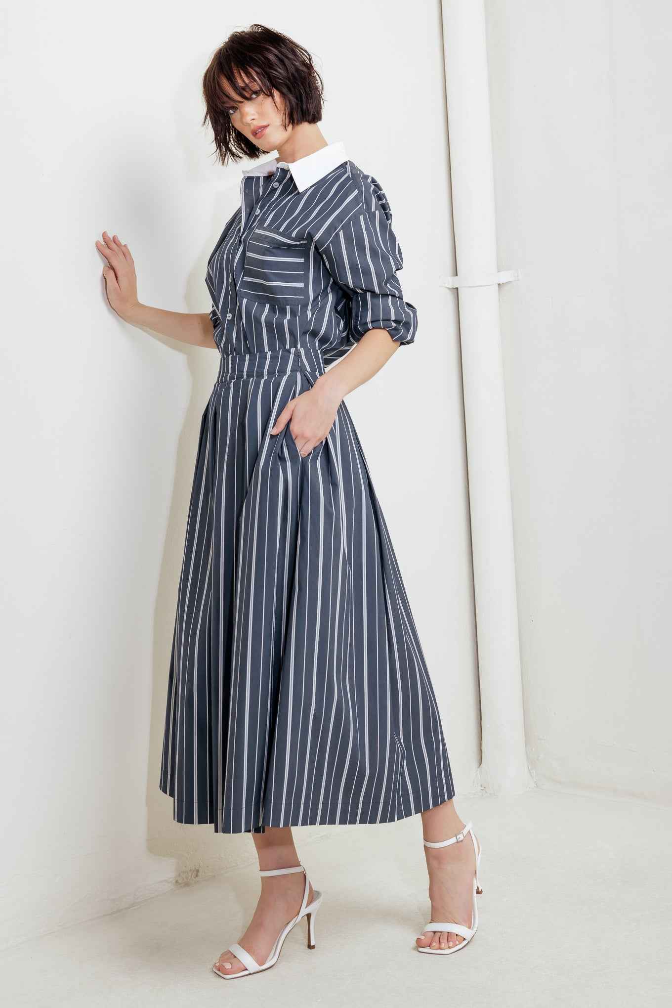 BEHIND THE GRIN WOVEN MIDI SKIRT