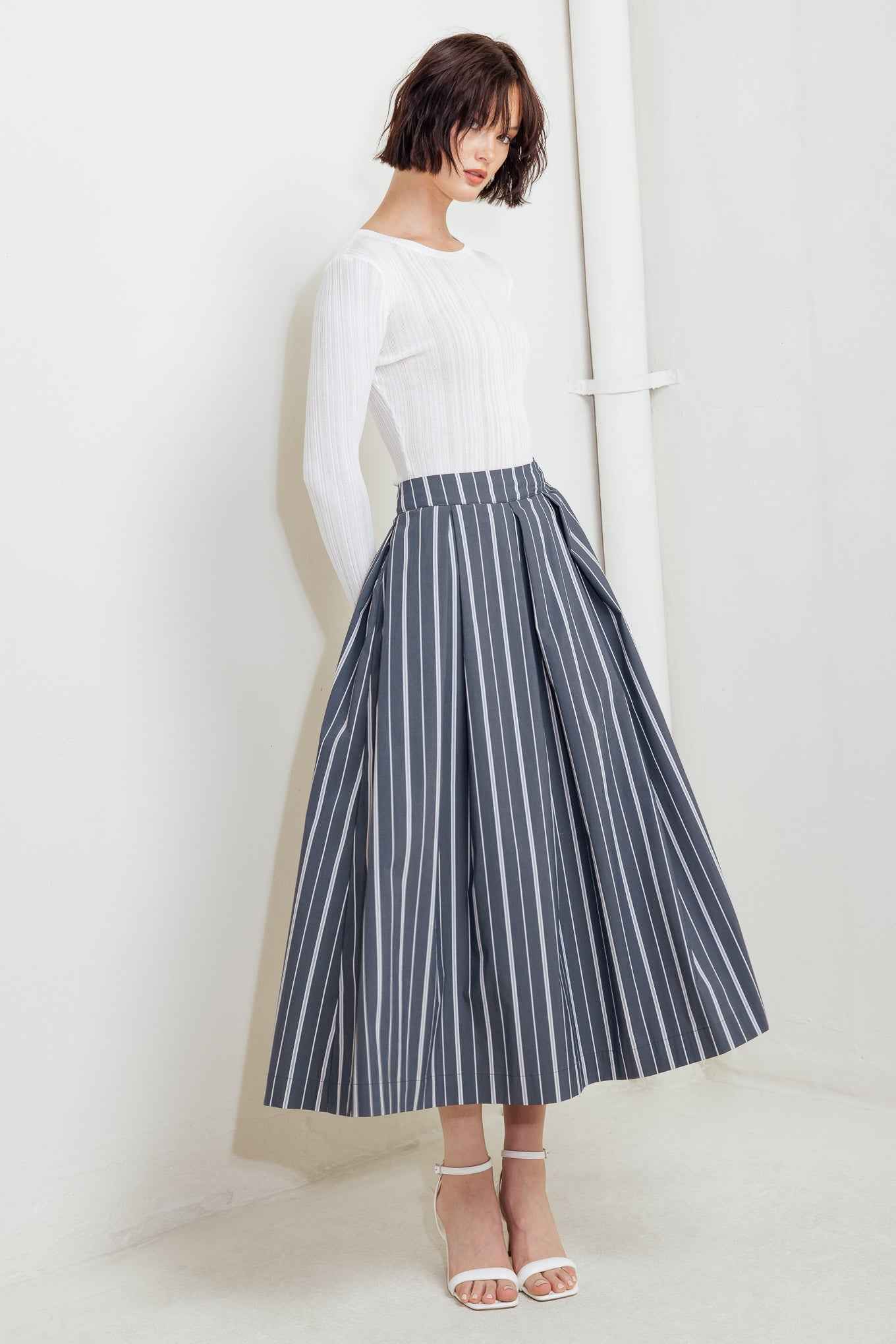 BEHIND THE GRIN WOVEN MIDI SKIRT