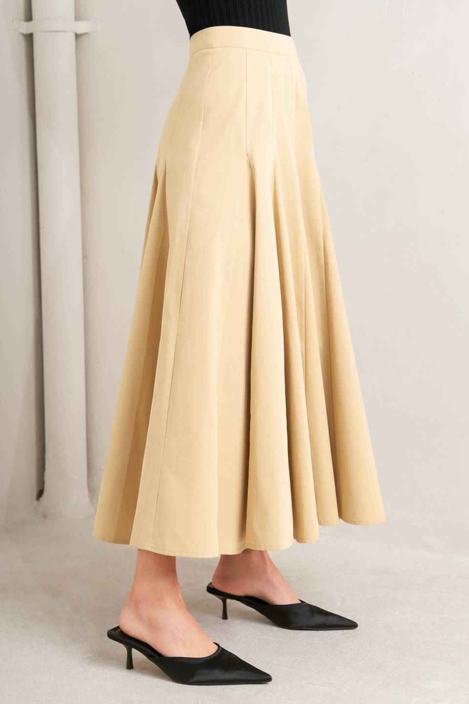 PALE FRAME WOVEN TAUPE CIRCLE SKIRT
