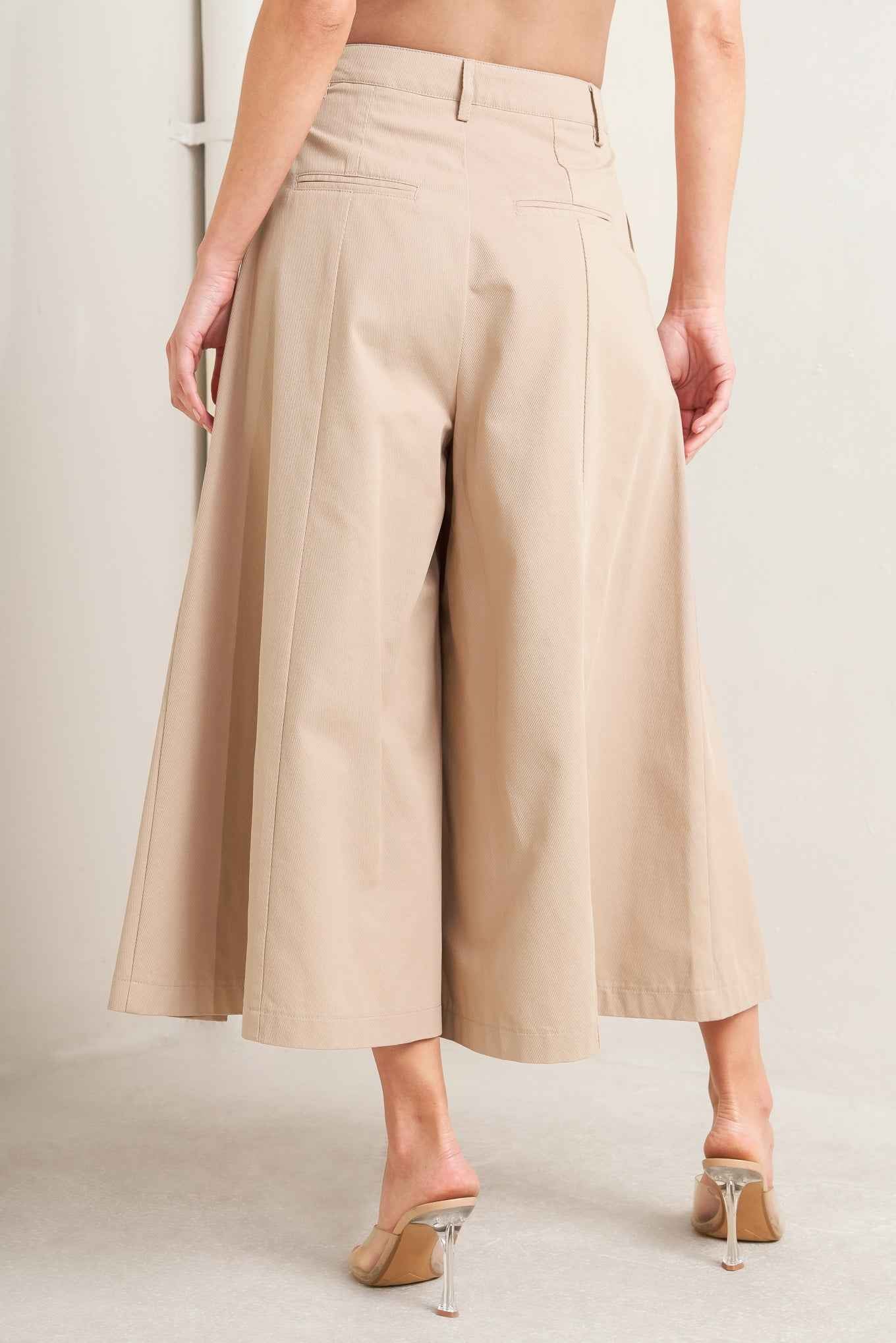 ELEGANT PLEAT WOVEN CULOTTE