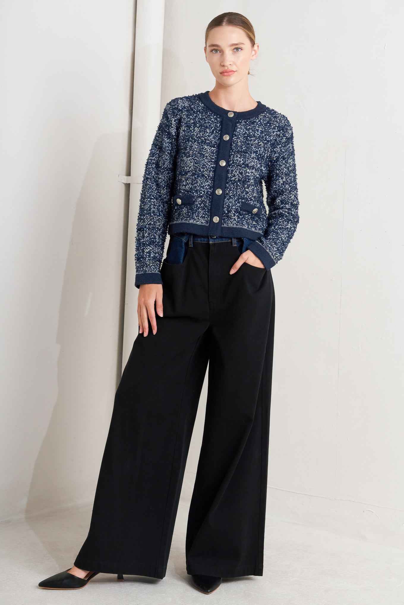 BOUTIQUE GLANCE SWEATER KNIT CARDIGAN