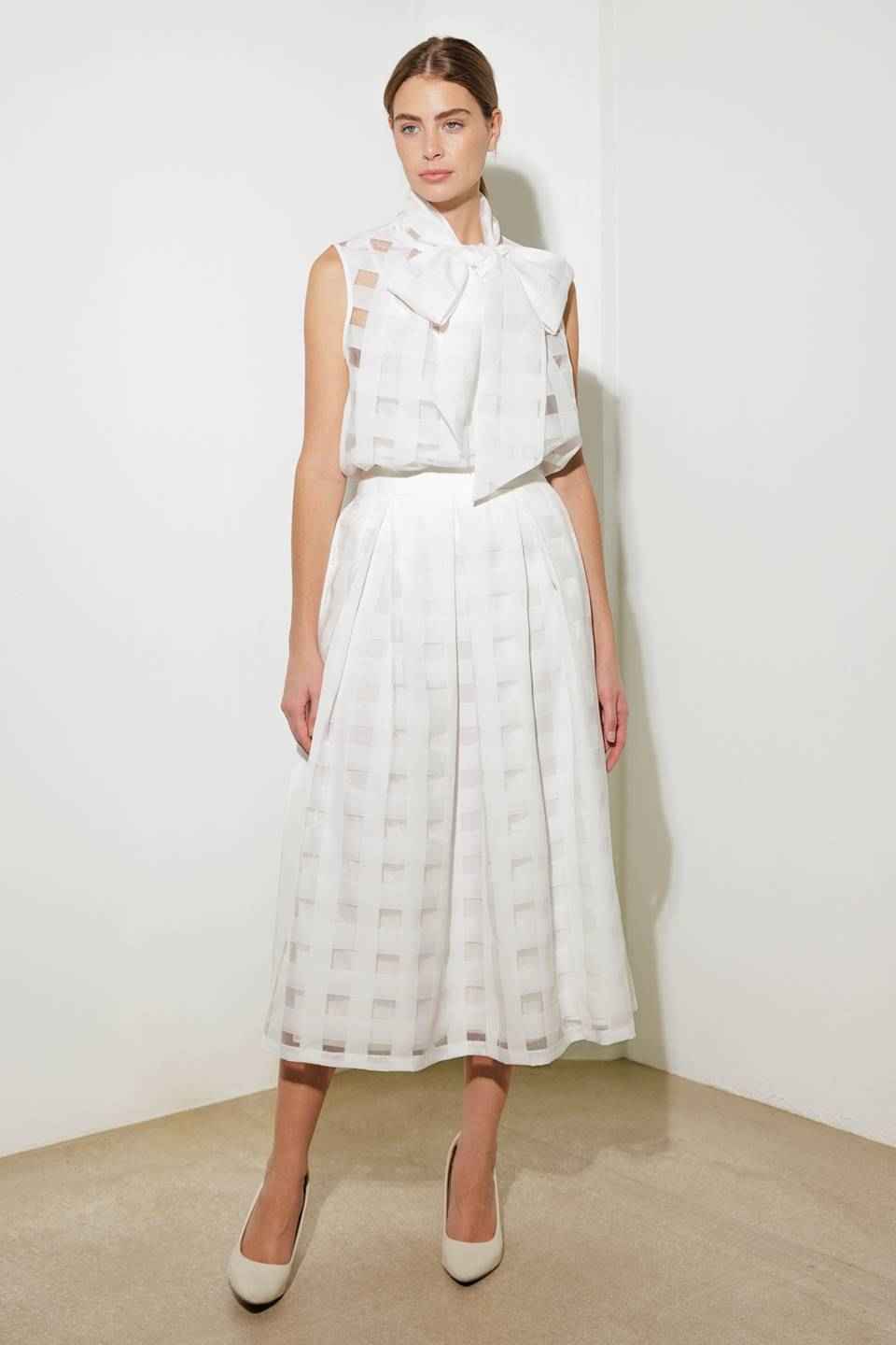 LIVE FOR US WHITE WOVEN ORGANZA TOP