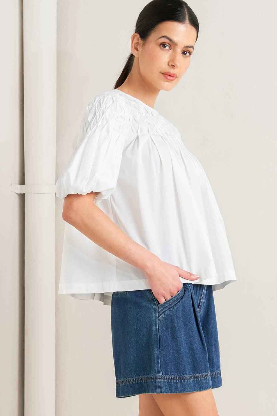 WHITE DREAM PUFF WOVEN TOP