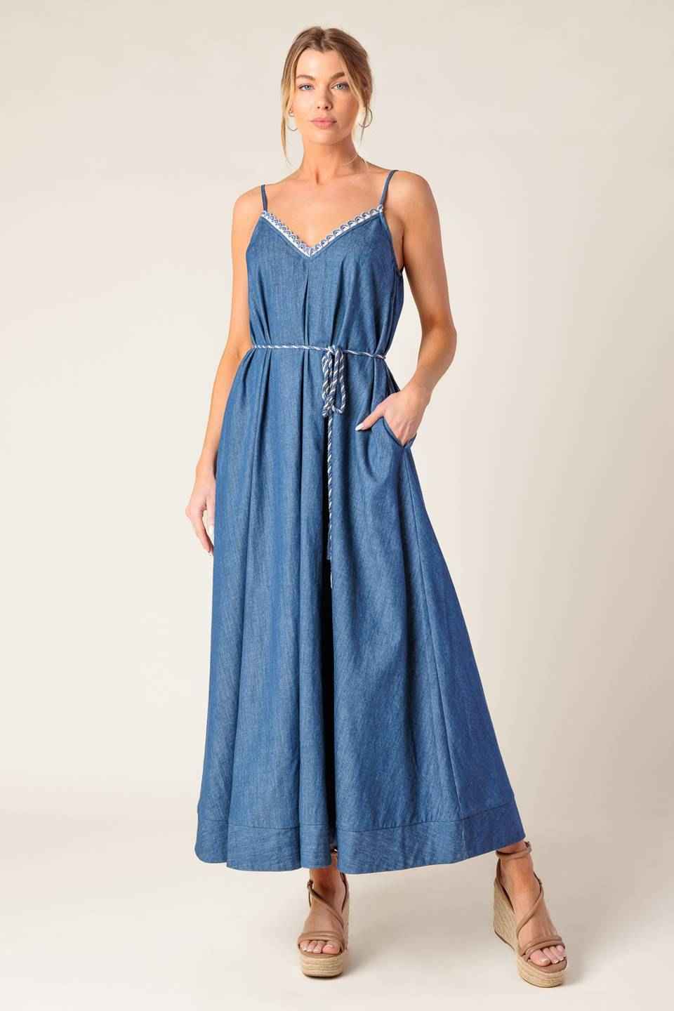 HEARTFELT MOMENT DENIM MIDI DRESS