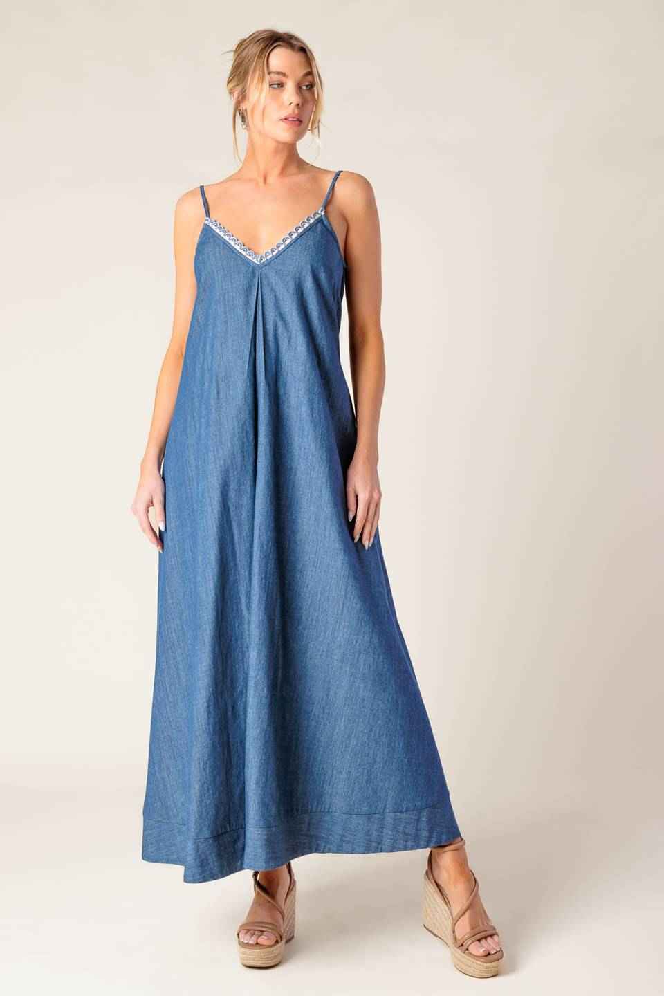 HEARTFELT MOMENT DENIM MIDI DRESS