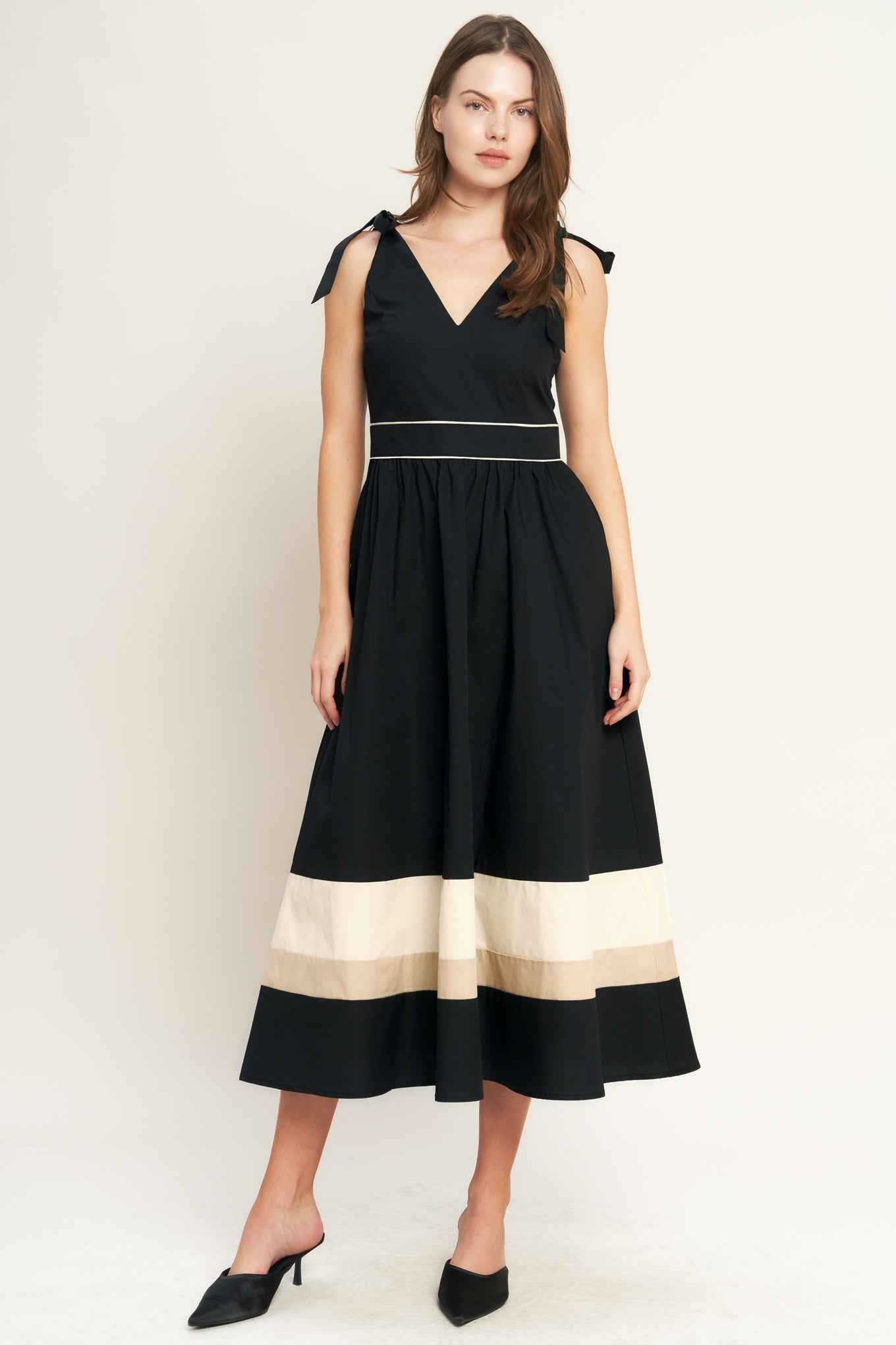 FOREST CHARM BLACK CREAM WOVEN MIDI DRESS
