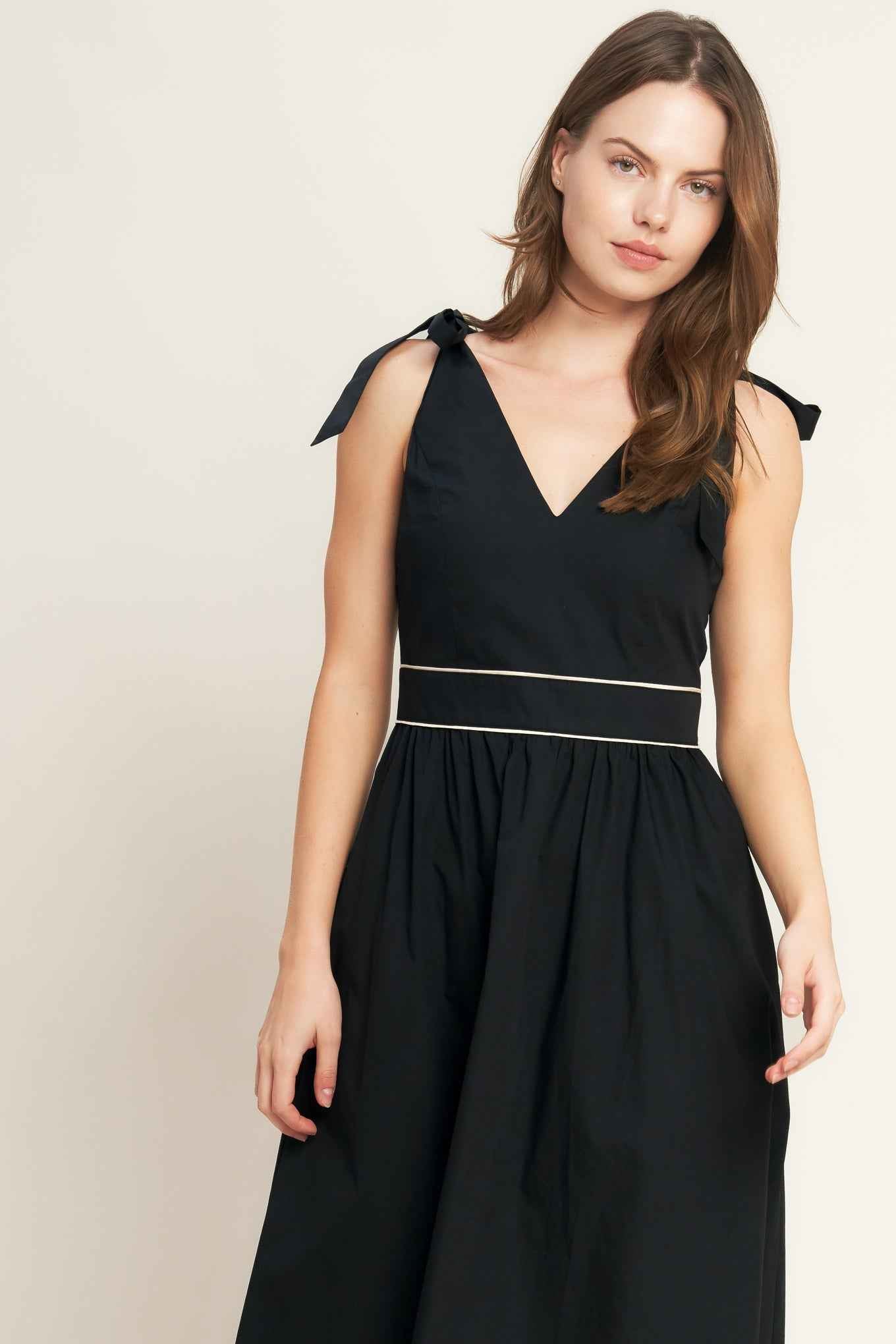 FOREST CHARM BLACK CREAM WOVEN MIDI DRESS