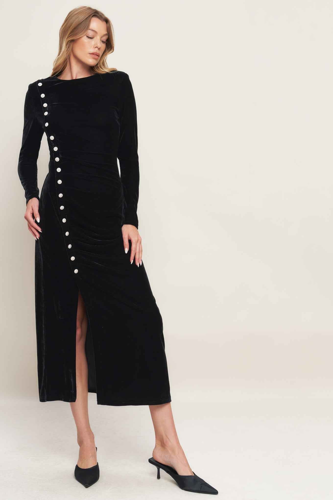 URBAN EMPRESS VELVET MIDI DRESS