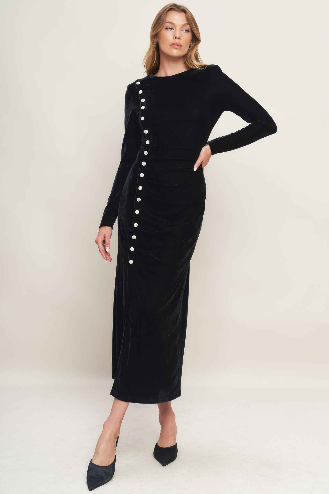 URBAN EMPRESS VELVET MIDI DRESS