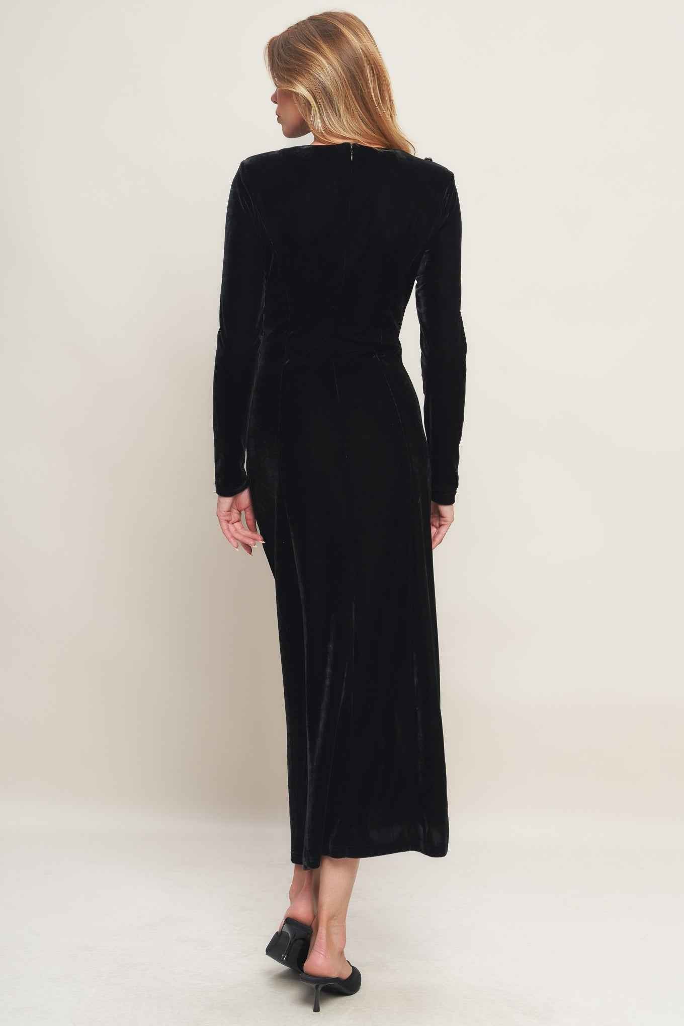 URBAN EMPRESS VELVET MIDI DRESS