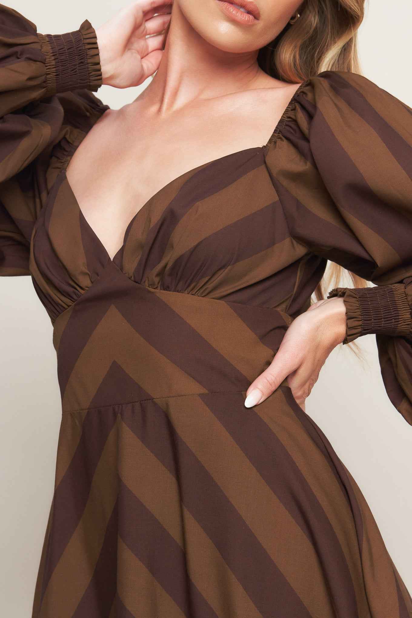 BROWN GODDESS FLOW WOVEN MIDI DRESS