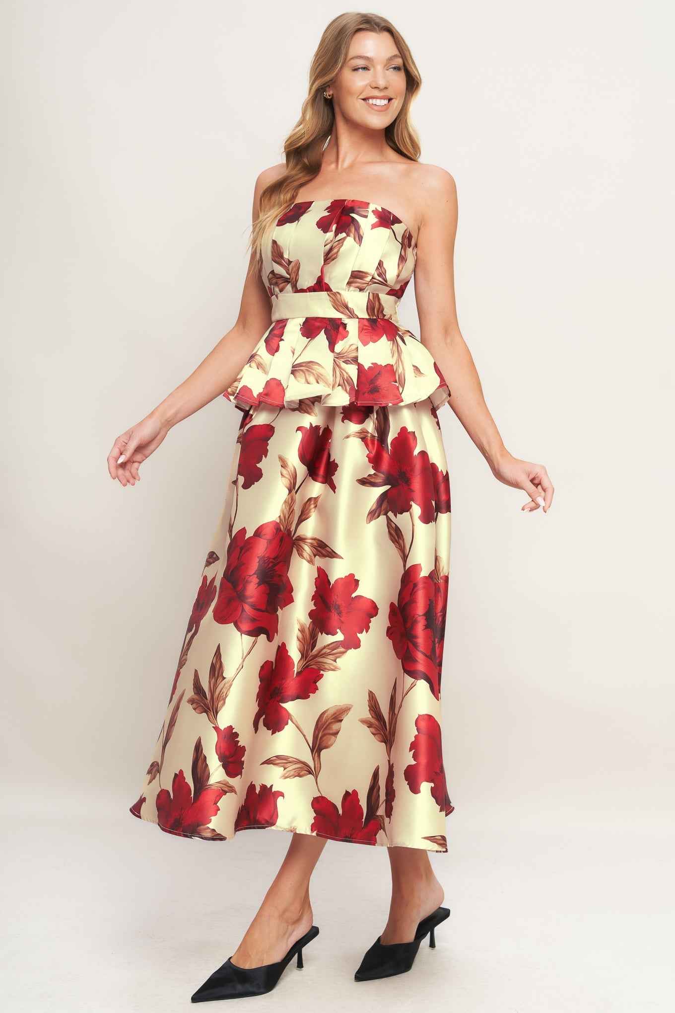 HOLIDAY BLOSSOM WOVEN TOP