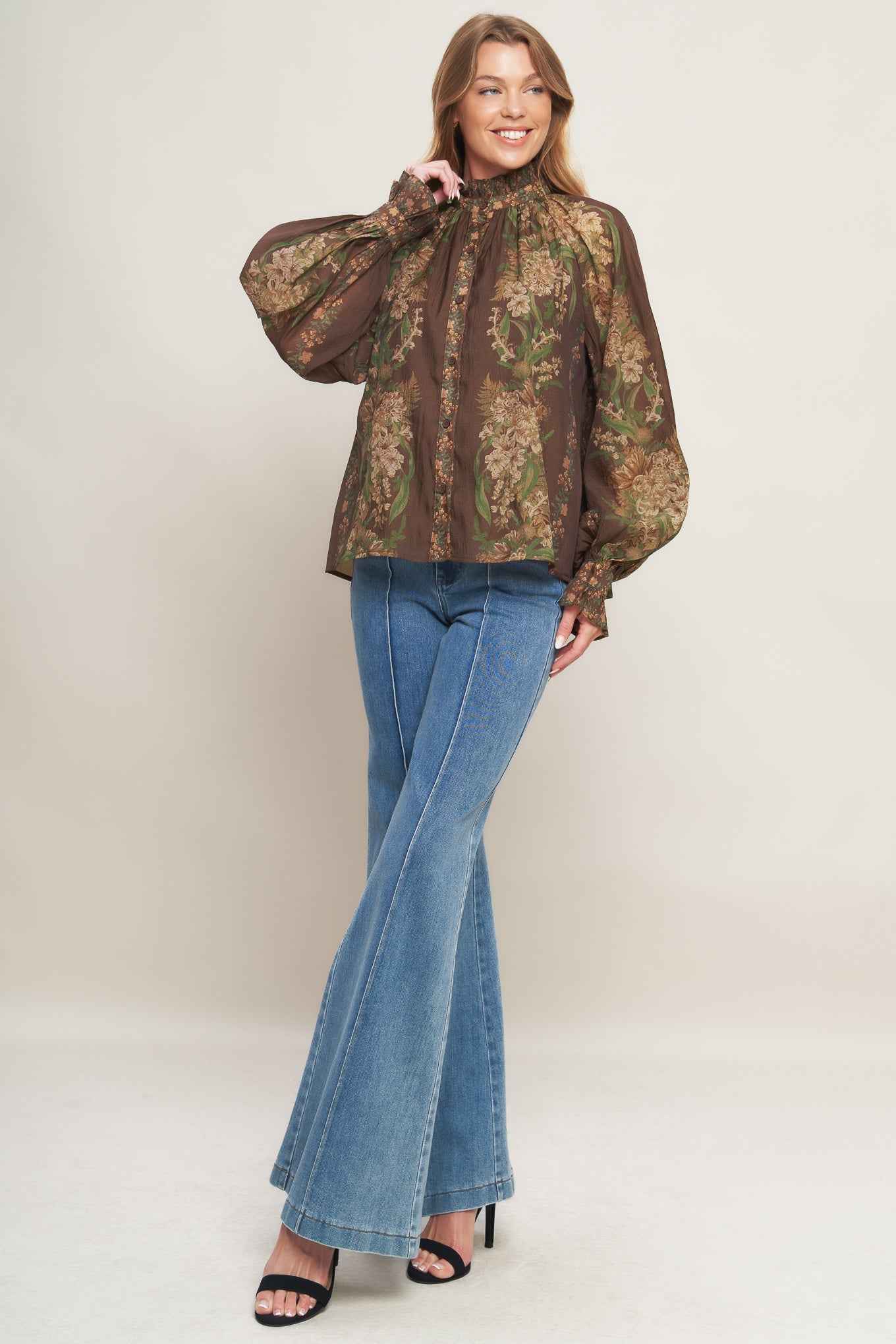 CELEBRITY MOMENT WOVEN TOP