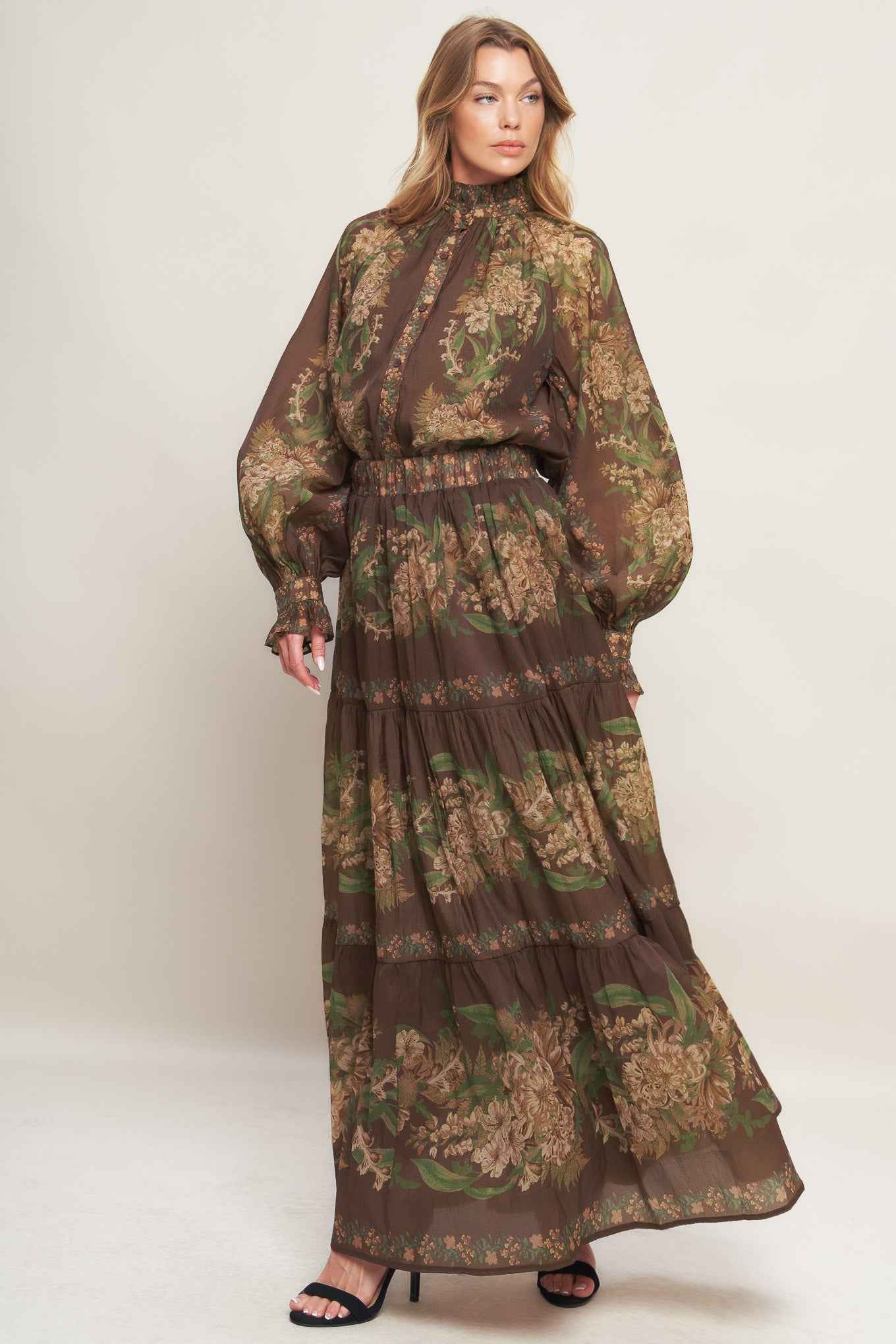 CELEBRITY MOMENT WOVEN TOP