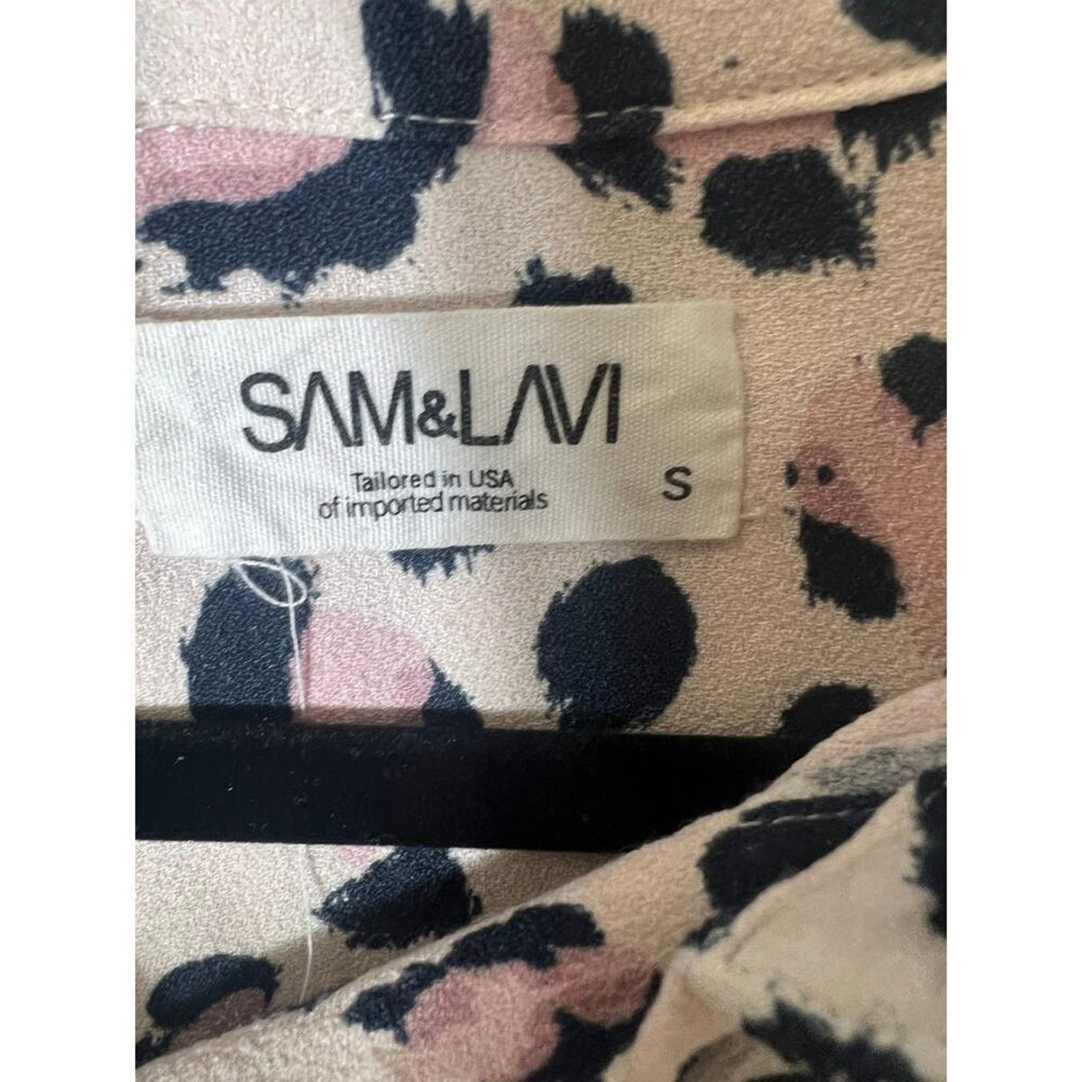 SVM & LAVI Cheetah Print Long Sleeve Top Size Small