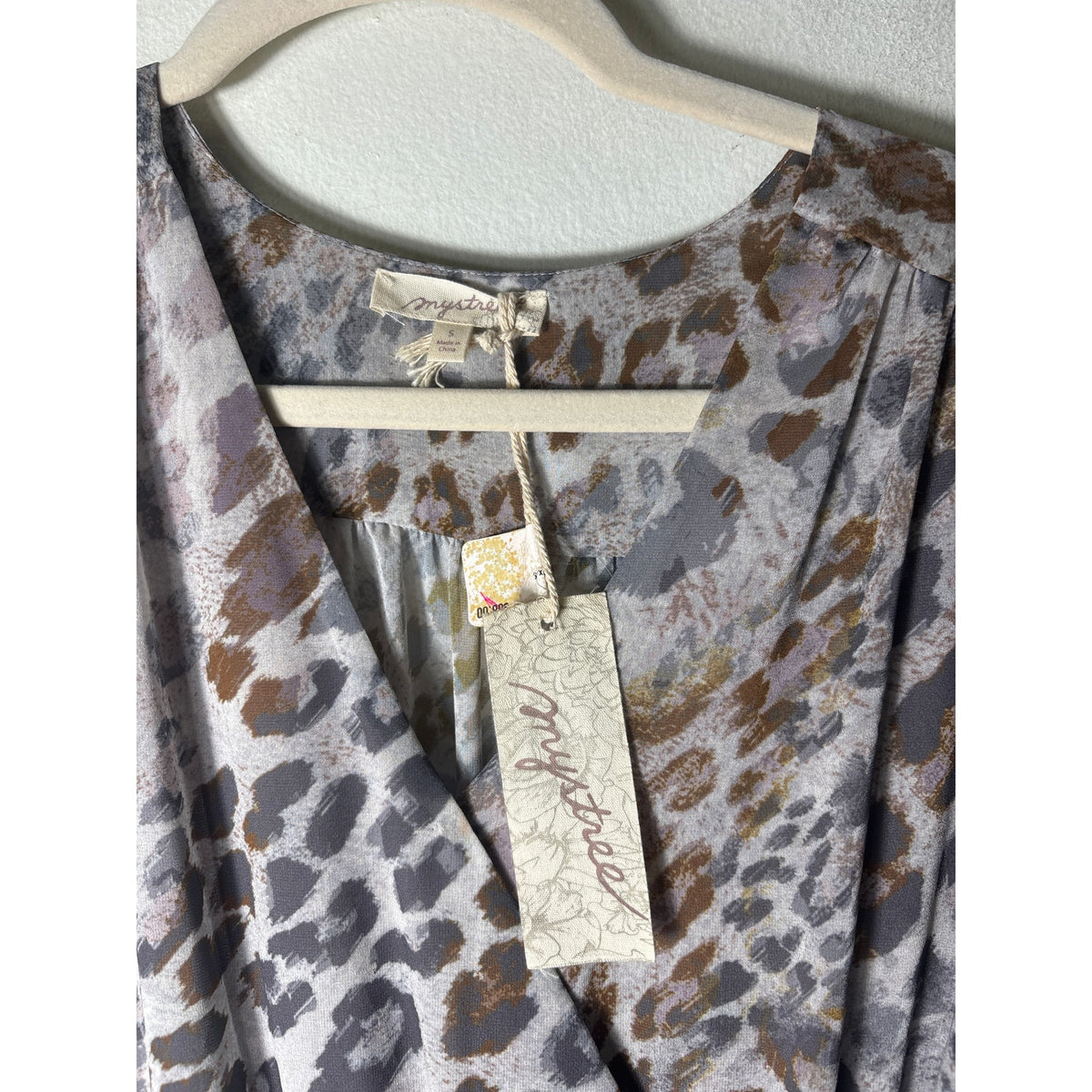 NWT Mystree Gray Leopard Print Maxi Dress Sz S