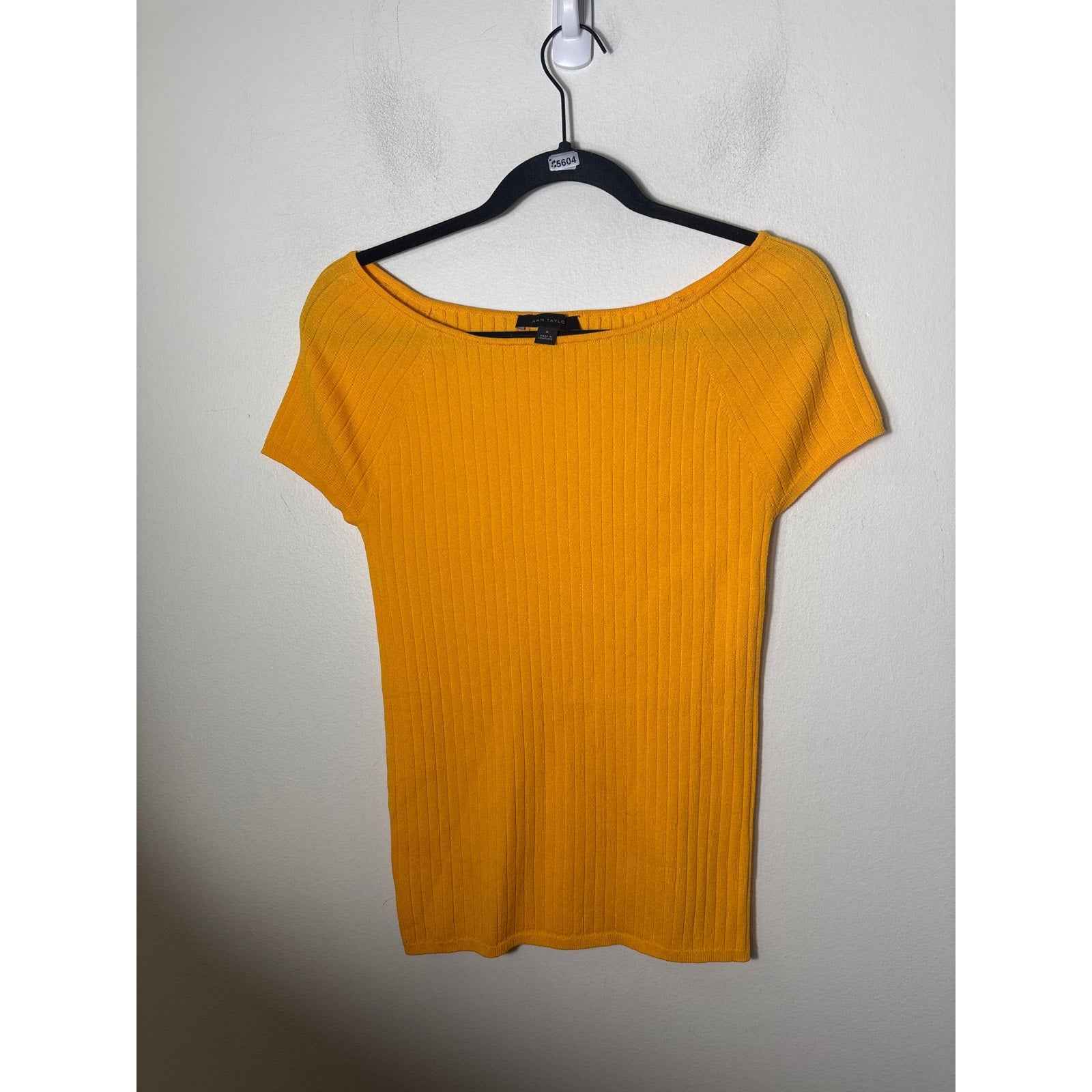Ann Taylor Marigold Yellow Short Sleeve Ribbed Shirt Sz M