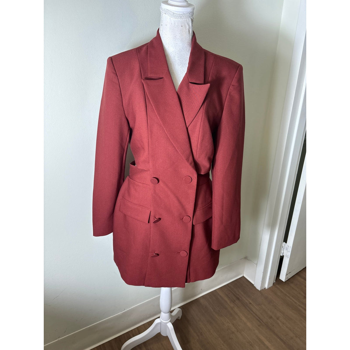 NWT Audette Maroon Long Sleeve One Piece Skirt Set Sz M
