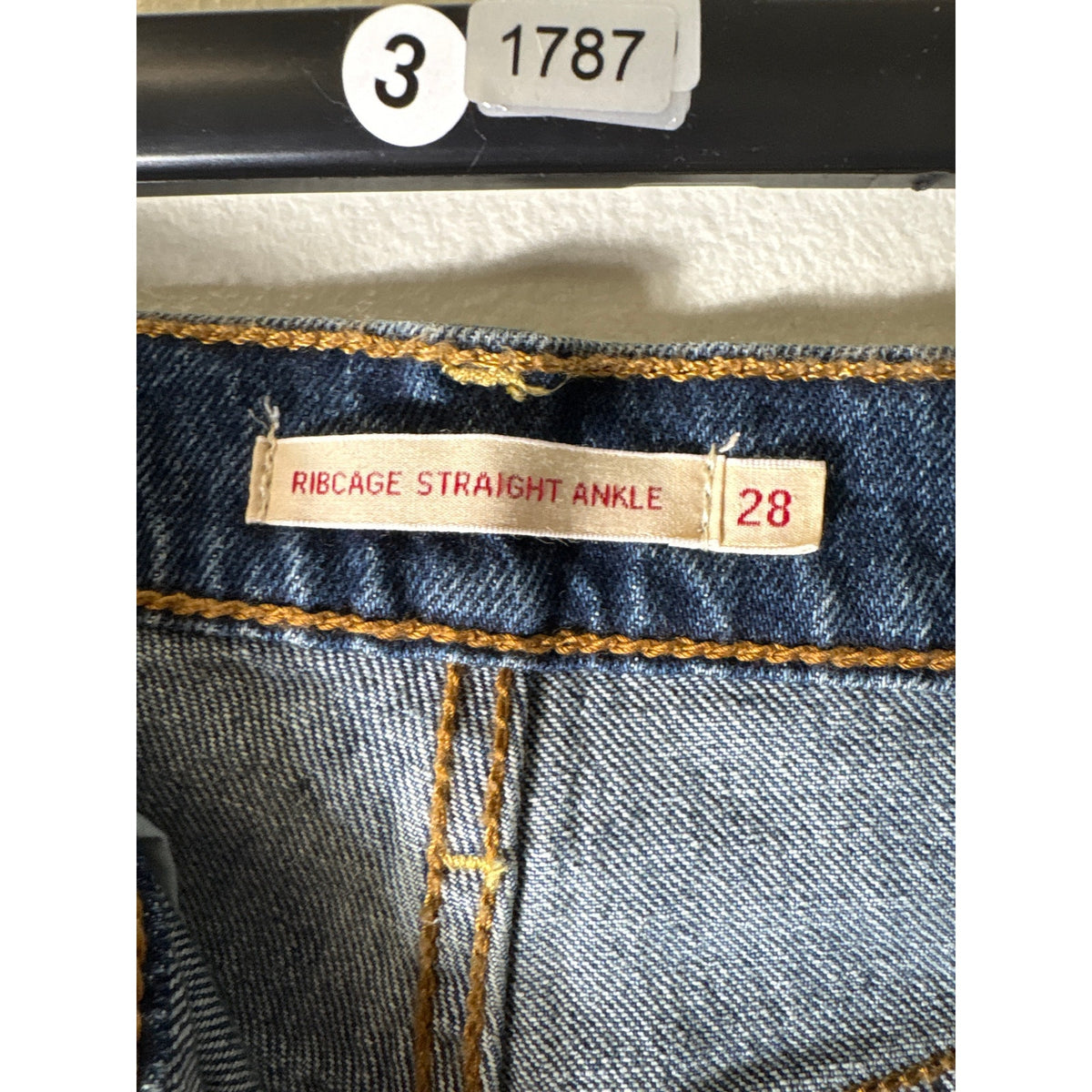 Levi Ribcage Straight Ankle Jeans Sz 28