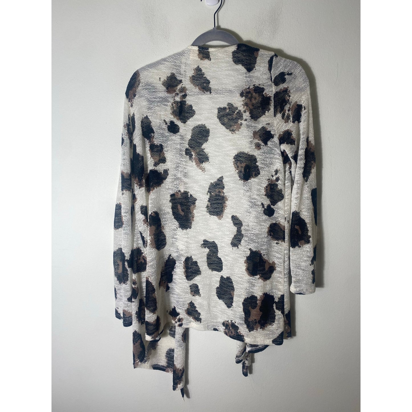 Bibi Long Sleeve Off White Animal Print Cardigan Sz M