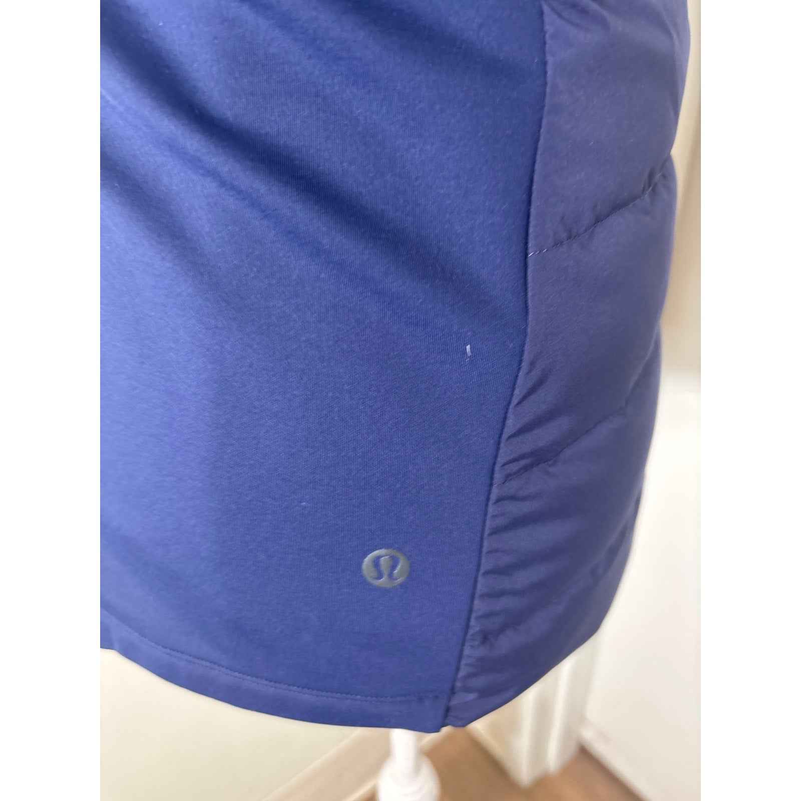 NWT Lululemon Deep Blue "Down for it All" Vest Sz 4