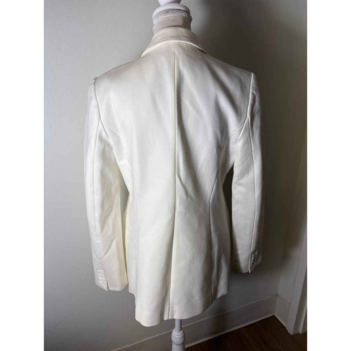 Tahari Off White Zip Up Blazer Sz 8