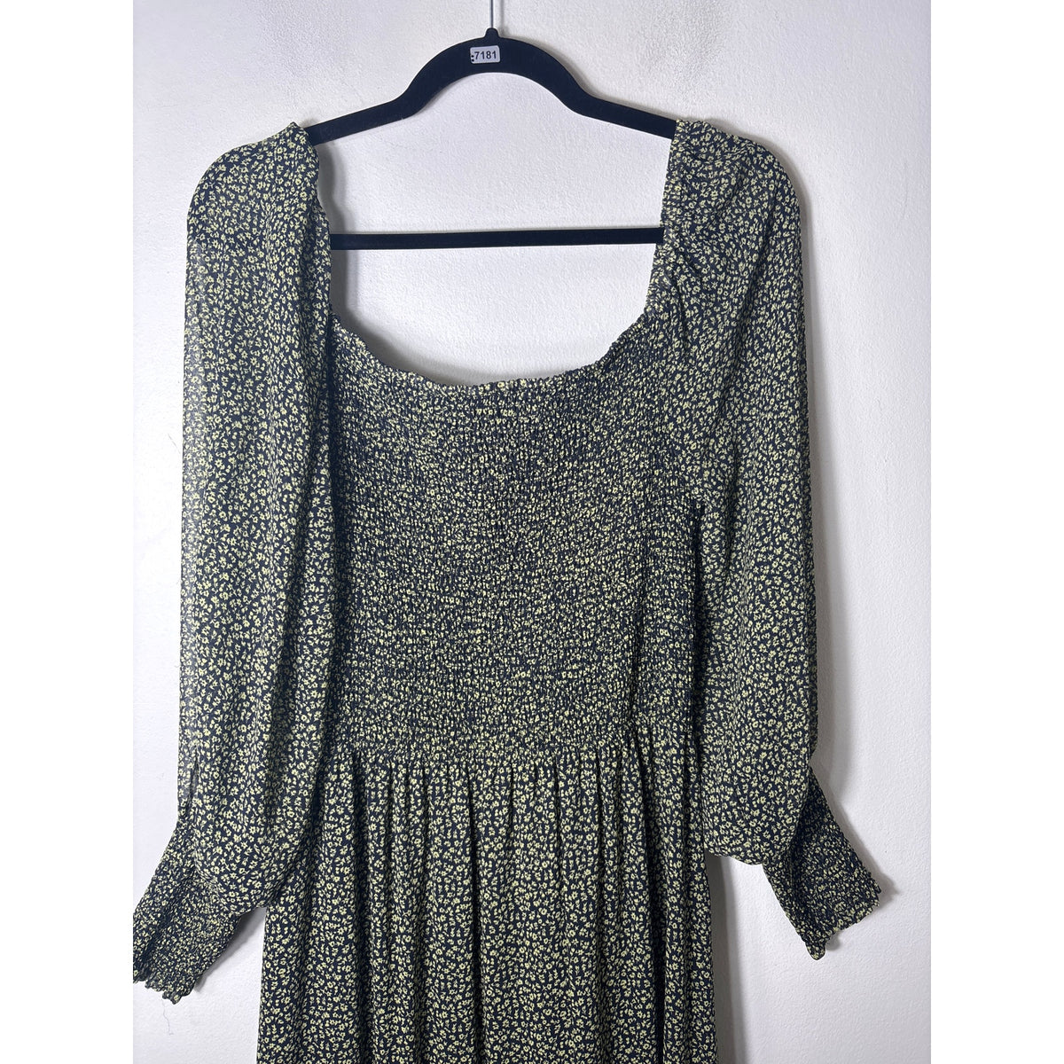 Cupcakes and Cashmere Black with Green Flowers Smocked Bodice Maxi Dress Sz L