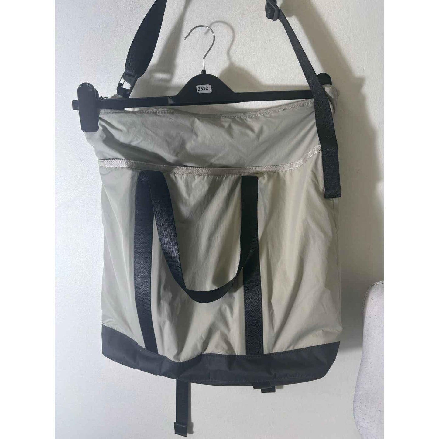 Lululemon Patch Logo Yoga Mat Tote Bag in Raw Linen and Graphite 25K