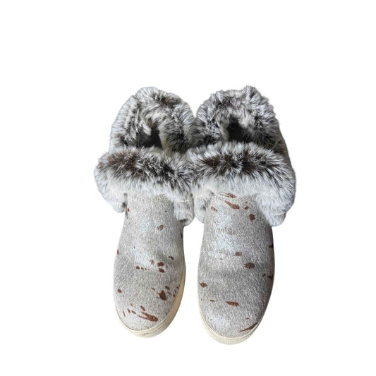 J. Slides Gray/Silver Leather Faux Fur Animal Print Pull On Bootie Sz 8