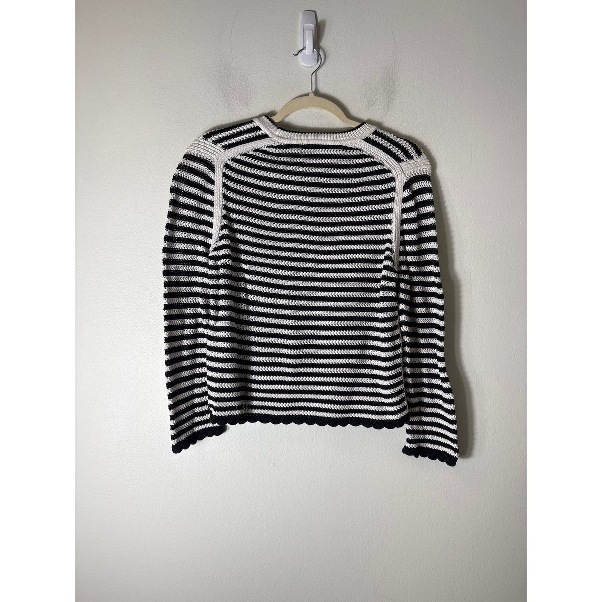 ME+EM Black White Stripe Long Sleeve Cropped Sweater Sz M