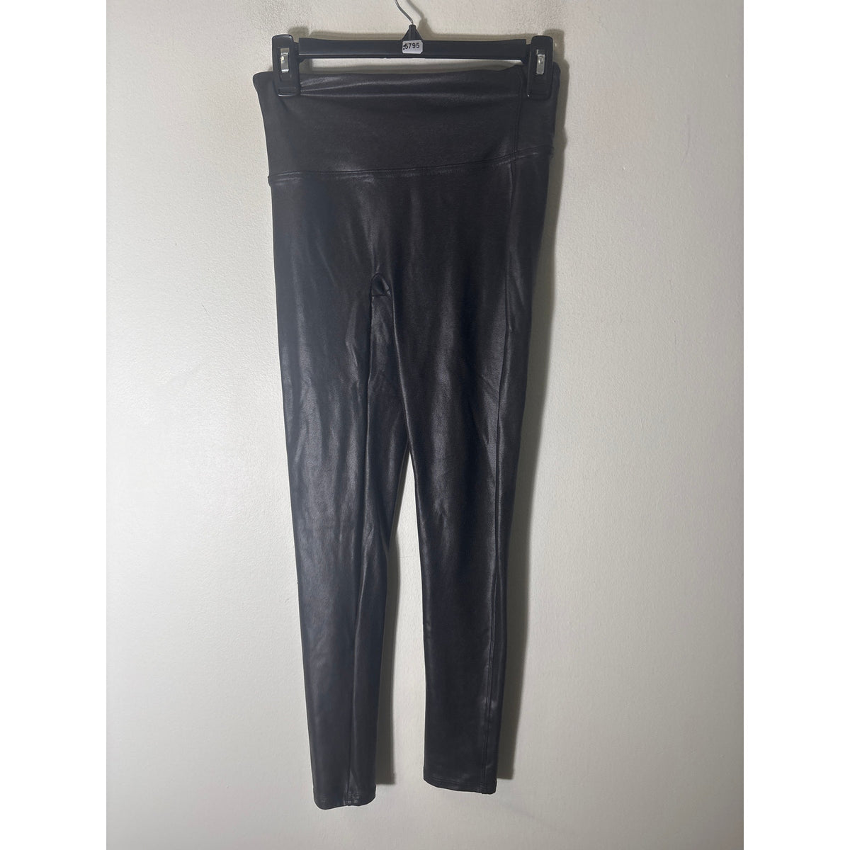 Spanx Black "Metallic" Petite Leggings Sz M