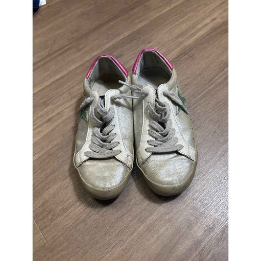 Bundle of 2 Pairs of Tennis Shoes: Shu Shop and Ciento