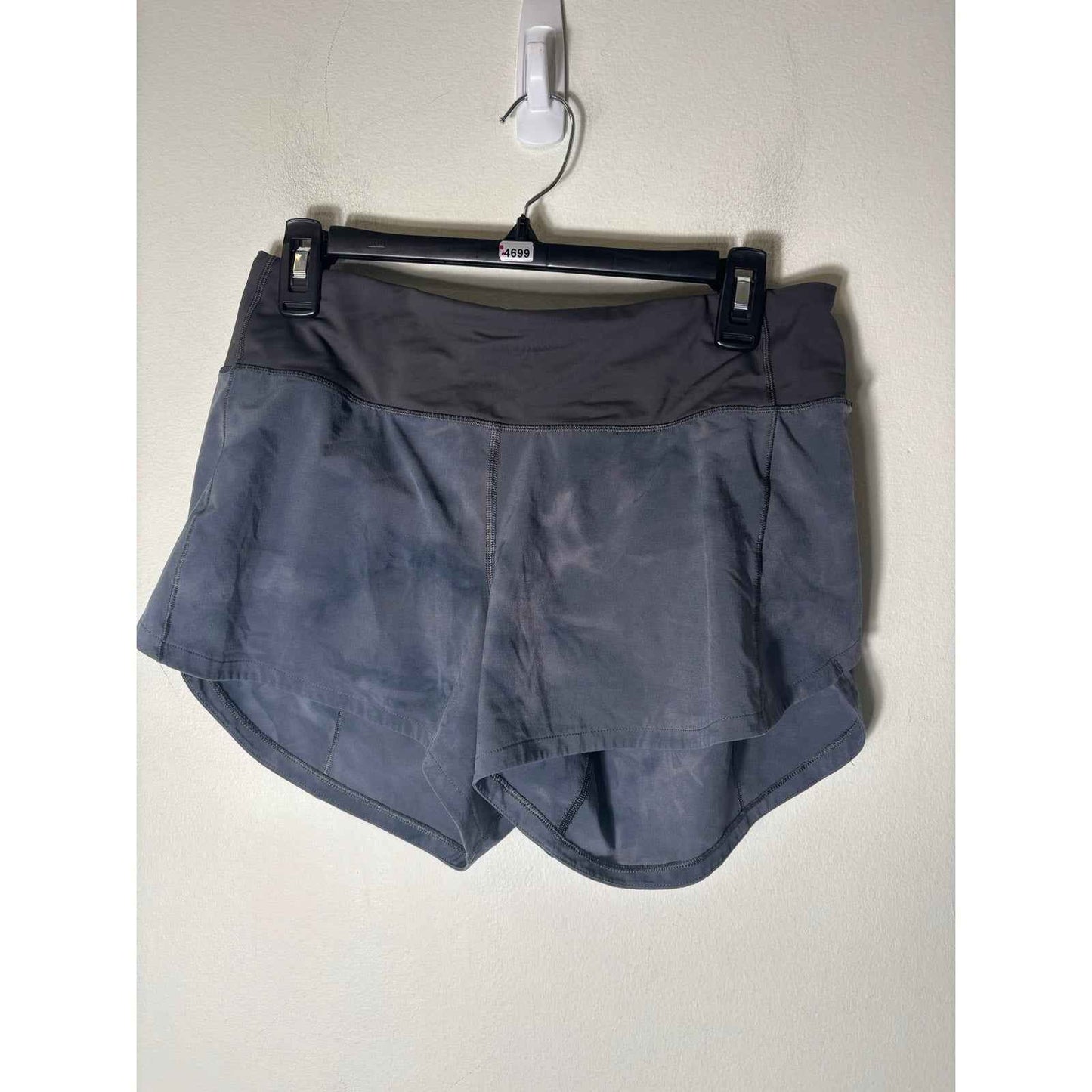 Lululemon Black and Gray Athletic Shorts with 2.5" Inseam Sz 8