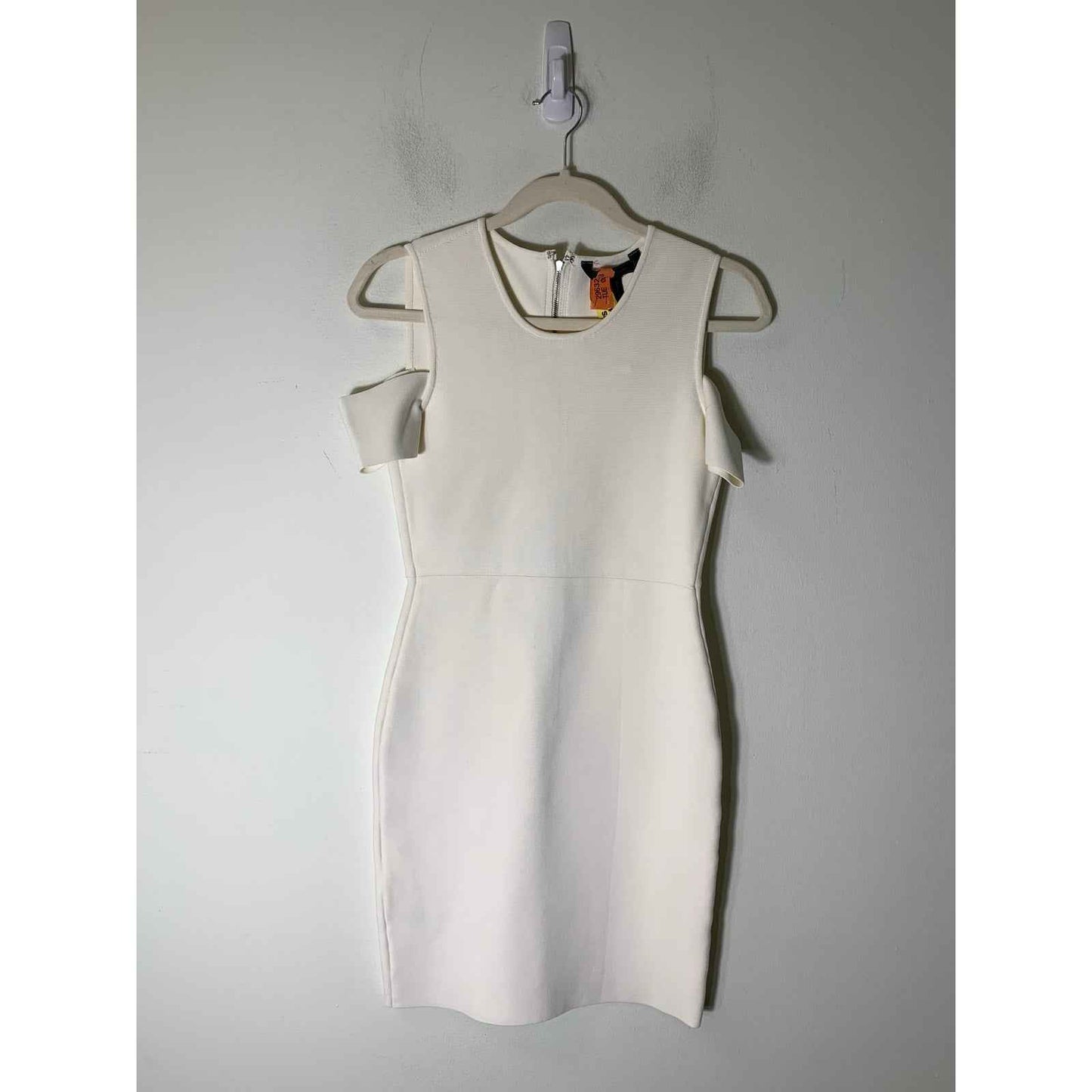 BCBG Maxazria Off White Knee Length Back Zip Sheath Dress Sz Sm