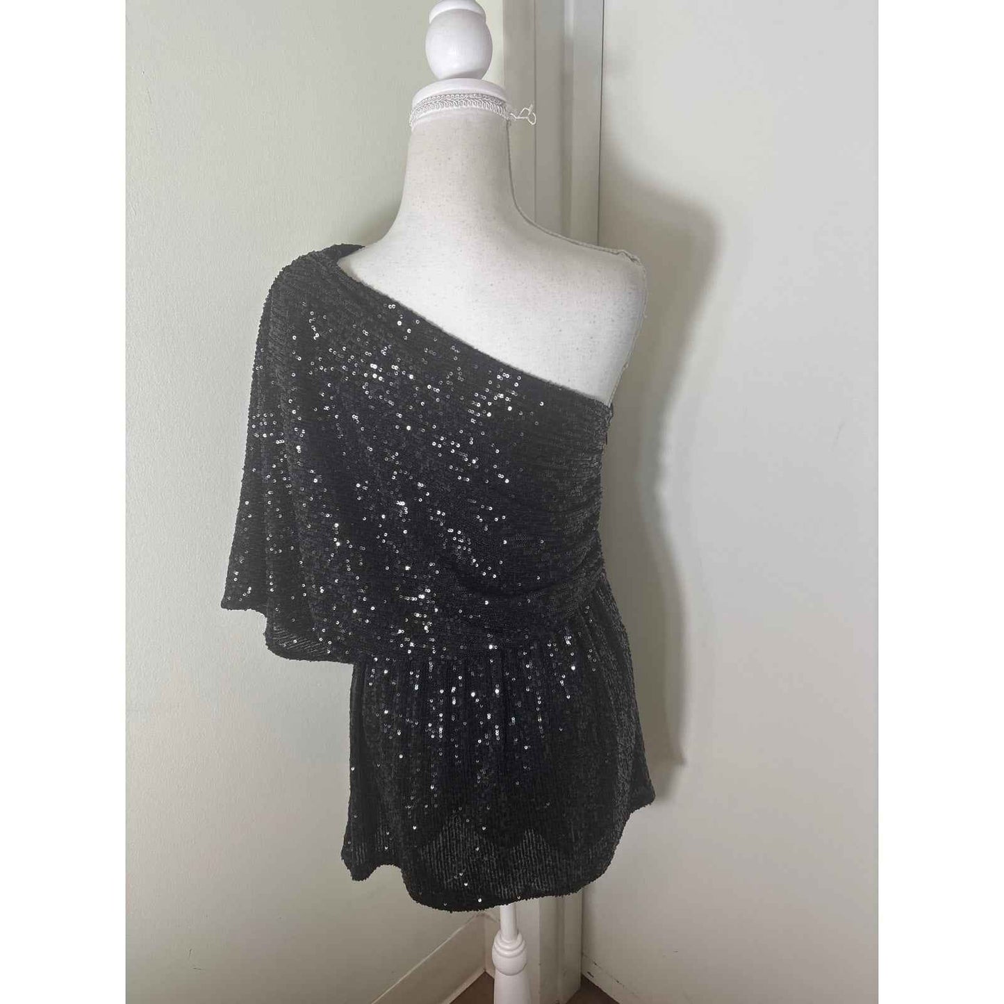 Karlie One Shoulder Black Sequin Cocktail Dress Sz L