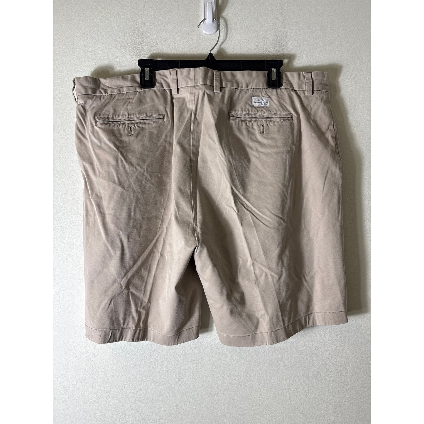 Mens Vineyard Vines Light Tan Flat Front Shorts Sz 42