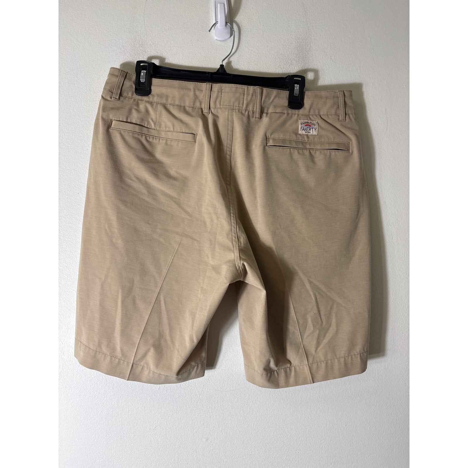 Men's Faherty Brand Khaki All Day Shorts Sz 35