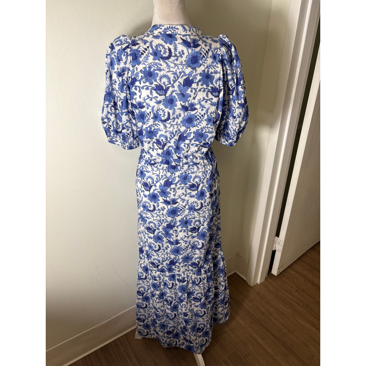 Emerson Fry / India Collection Blue and White Floral Maxi Dress Sz S