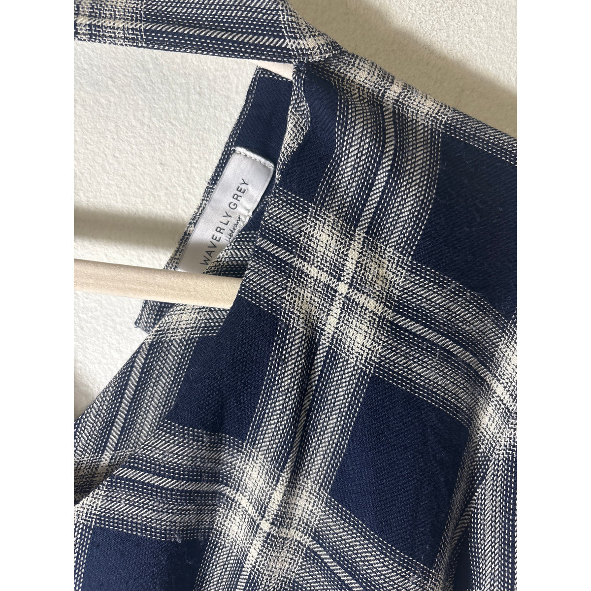 Waverly Gray Navy Blue Large Plaid 3/4 Sleeve Shirt Sz S