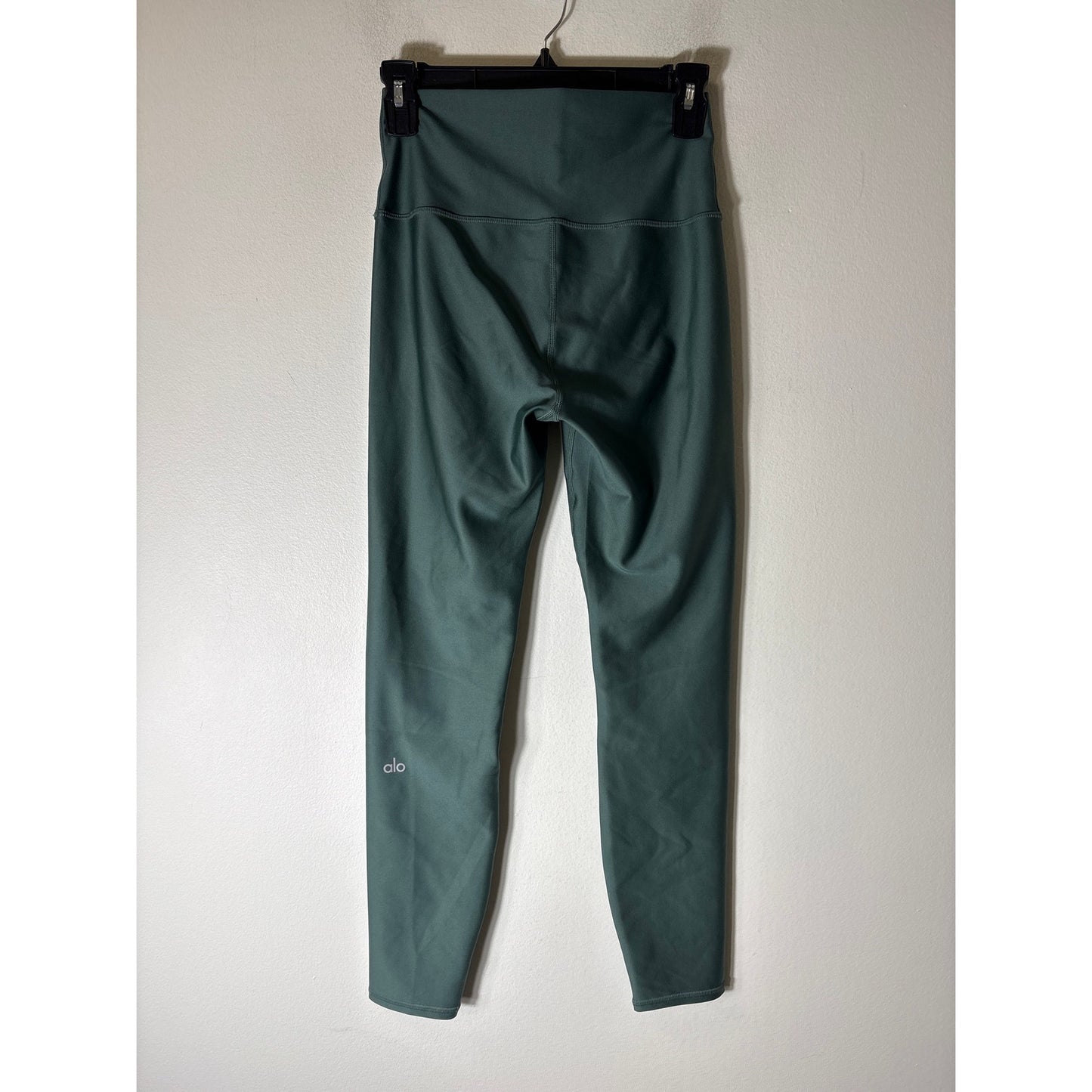Alo Shiny Green Leggings Sz M