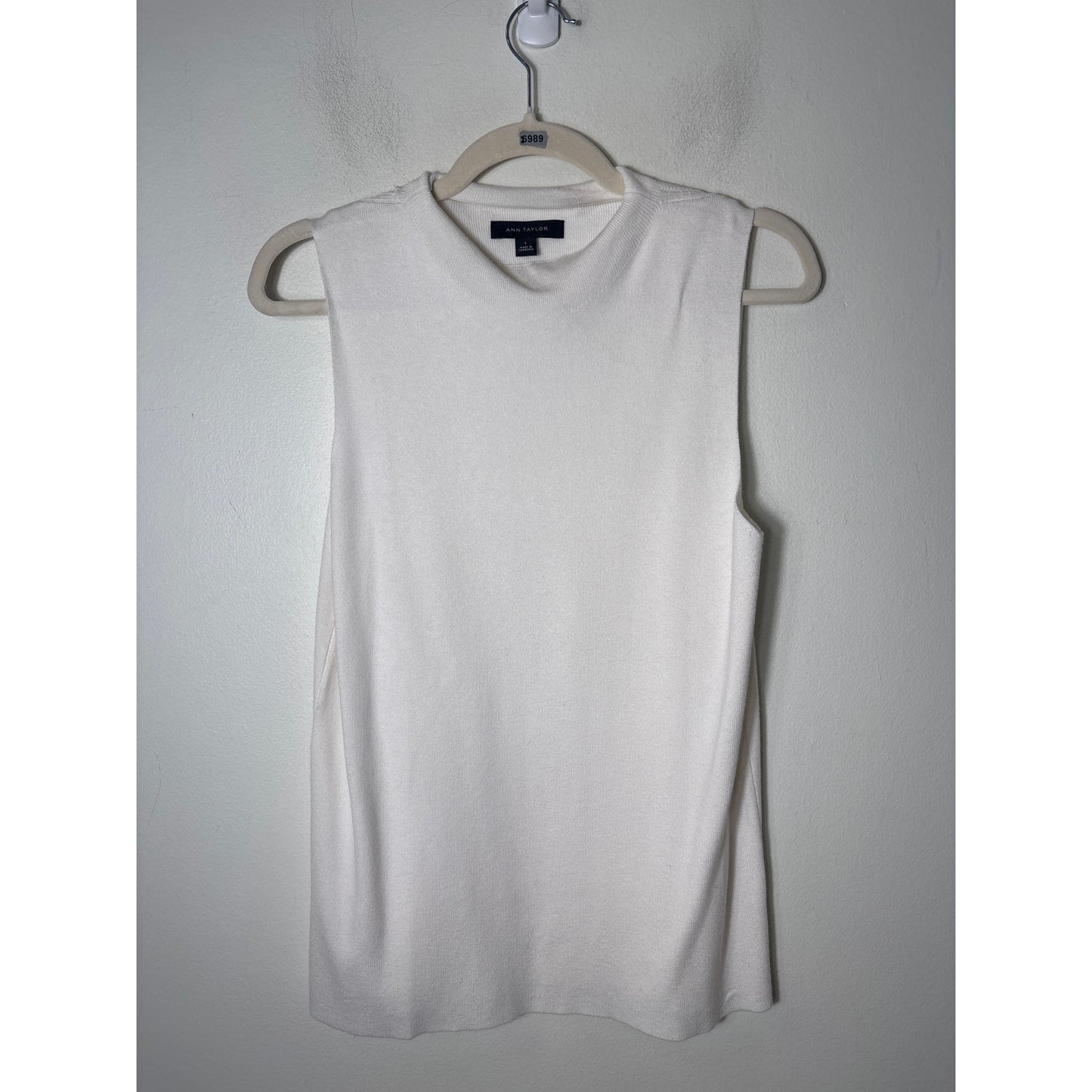 Ann Taylor White Mock Neck Sleeveless Top Sz L