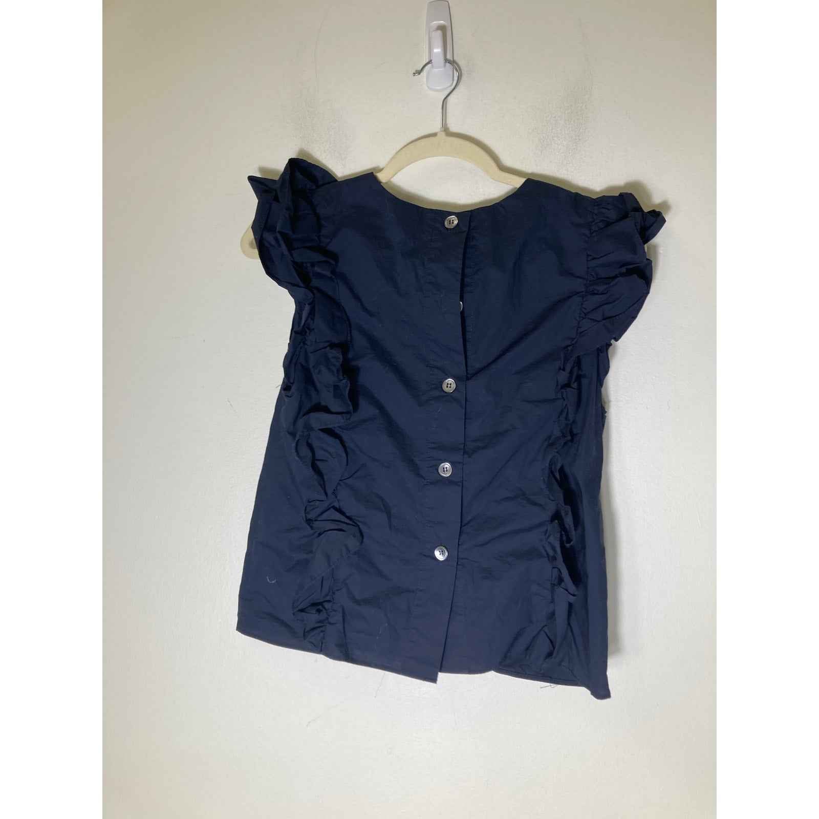 Whit Navy Flutter Ruffle Top sz s