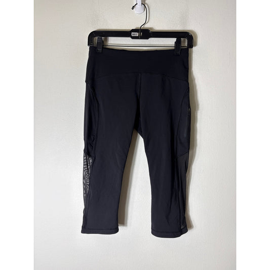 Lululemon Black Below The Knee Athletic Leggings Sz 6