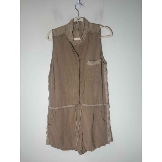 Young Fabulous and Broke Khaki Sleeveless Button Up Romper Sz M